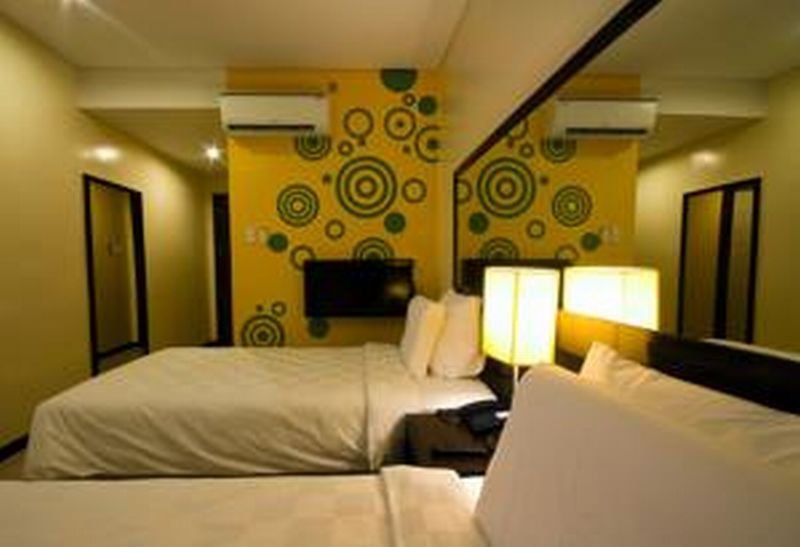 Go Hotels Dumaguete by null
