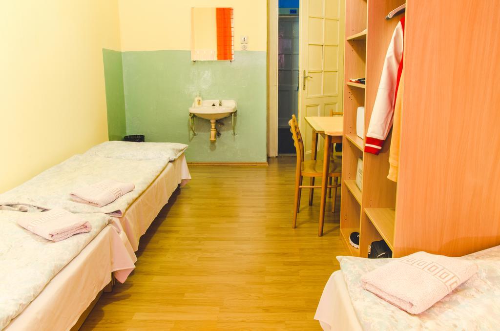 Hostel Dakura