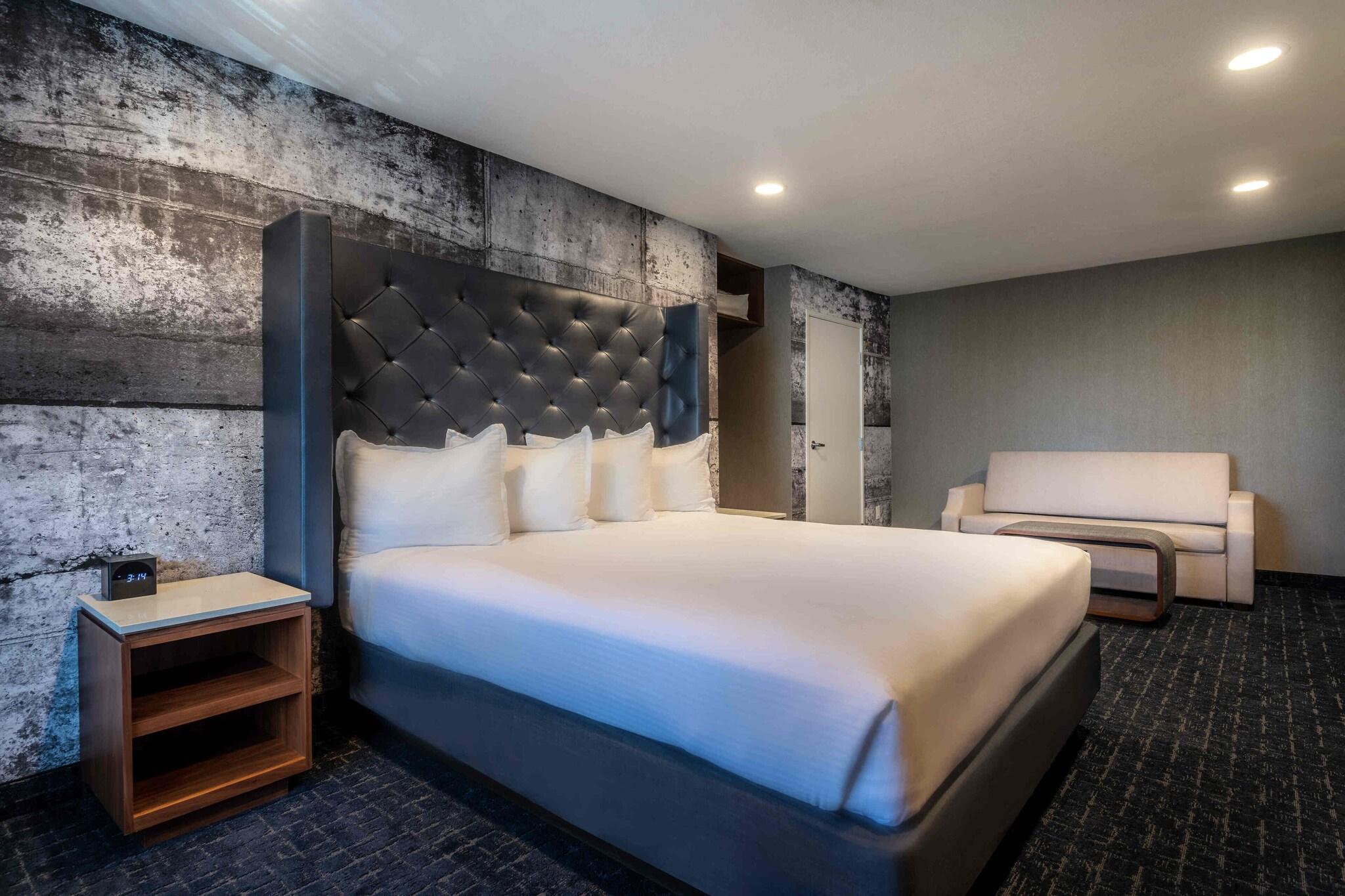 Suite, deluxe