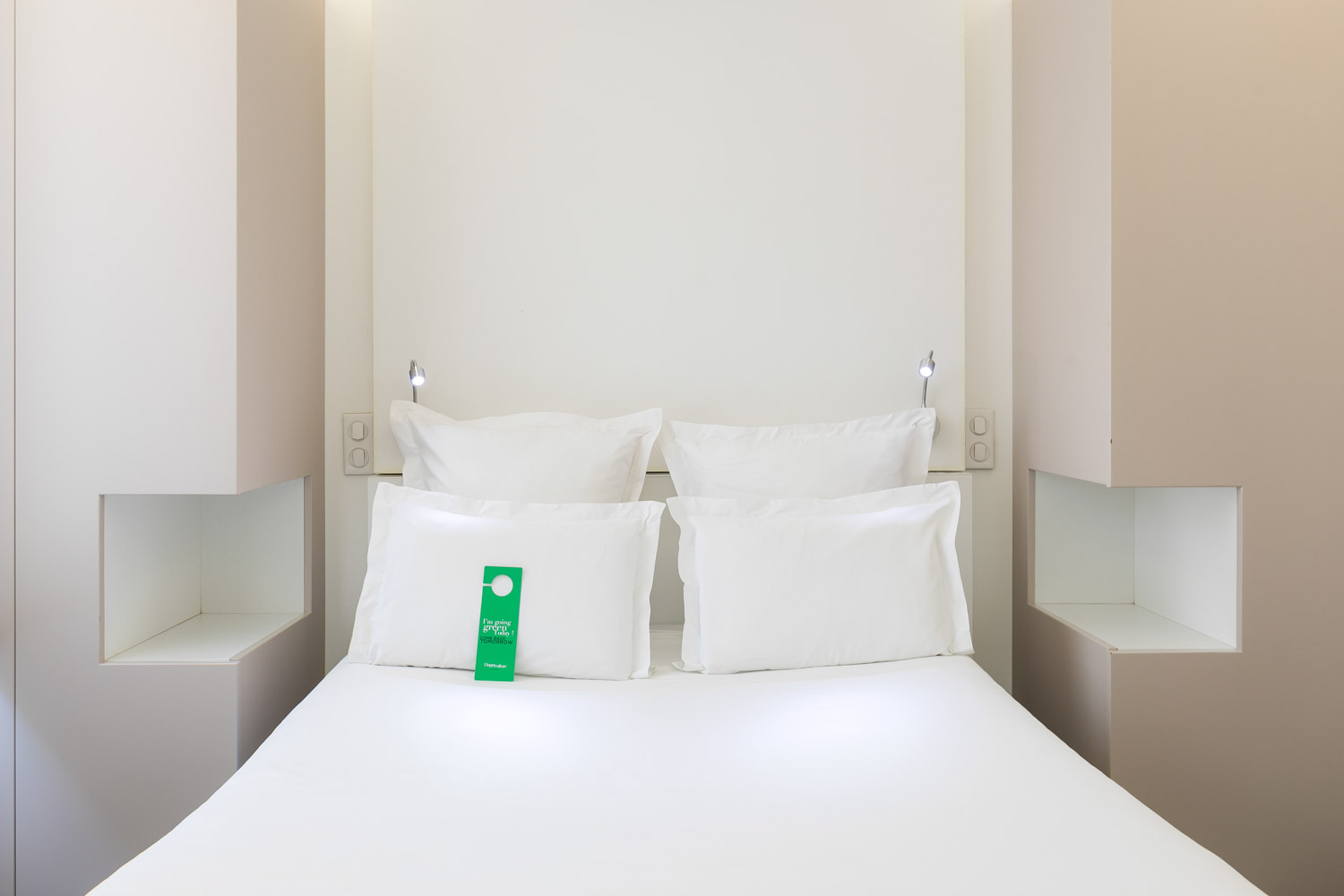 Hotel De L'Europe by HappyCulture