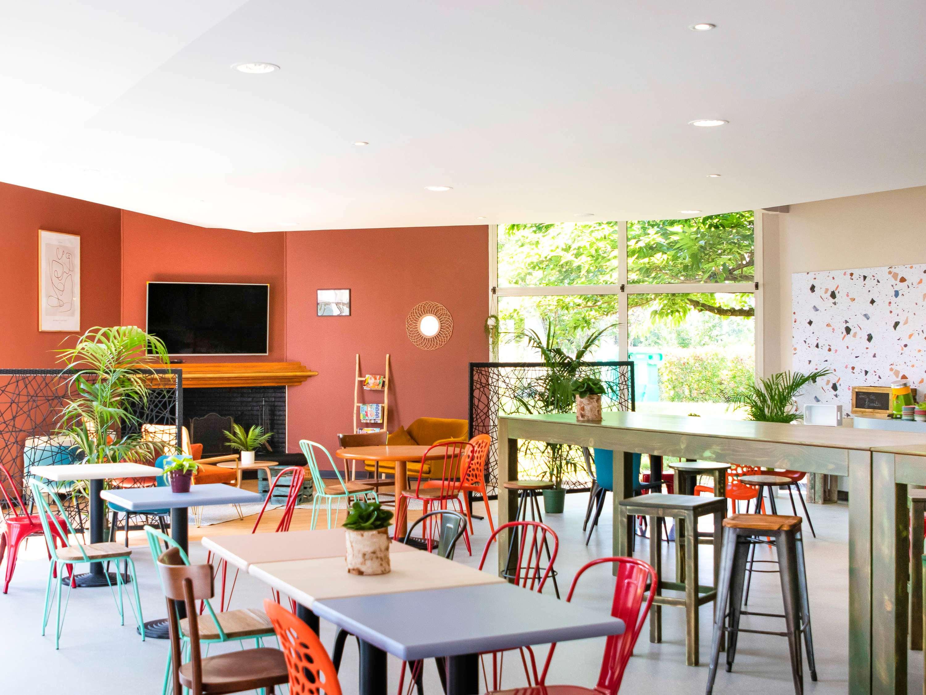 Greet Hotel Castres Saix