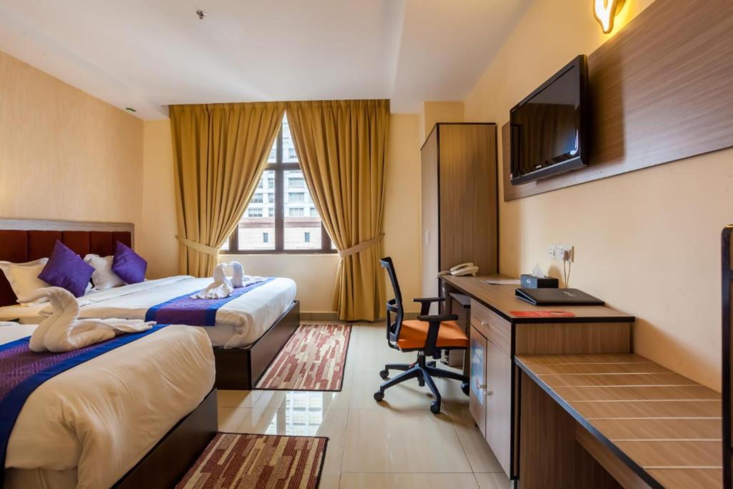 Dolphin Hotel, Chow Kit Kuala Lumpur By ZUZU