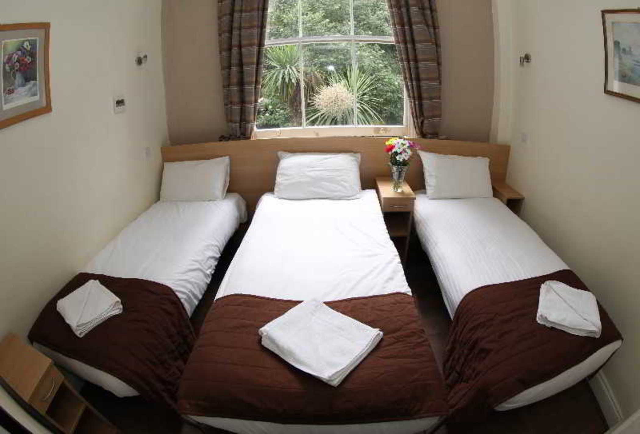 Triple room