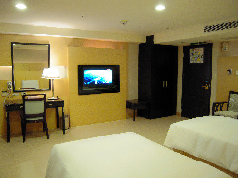 Shihzuwan Hotel - Kaohsiung Station