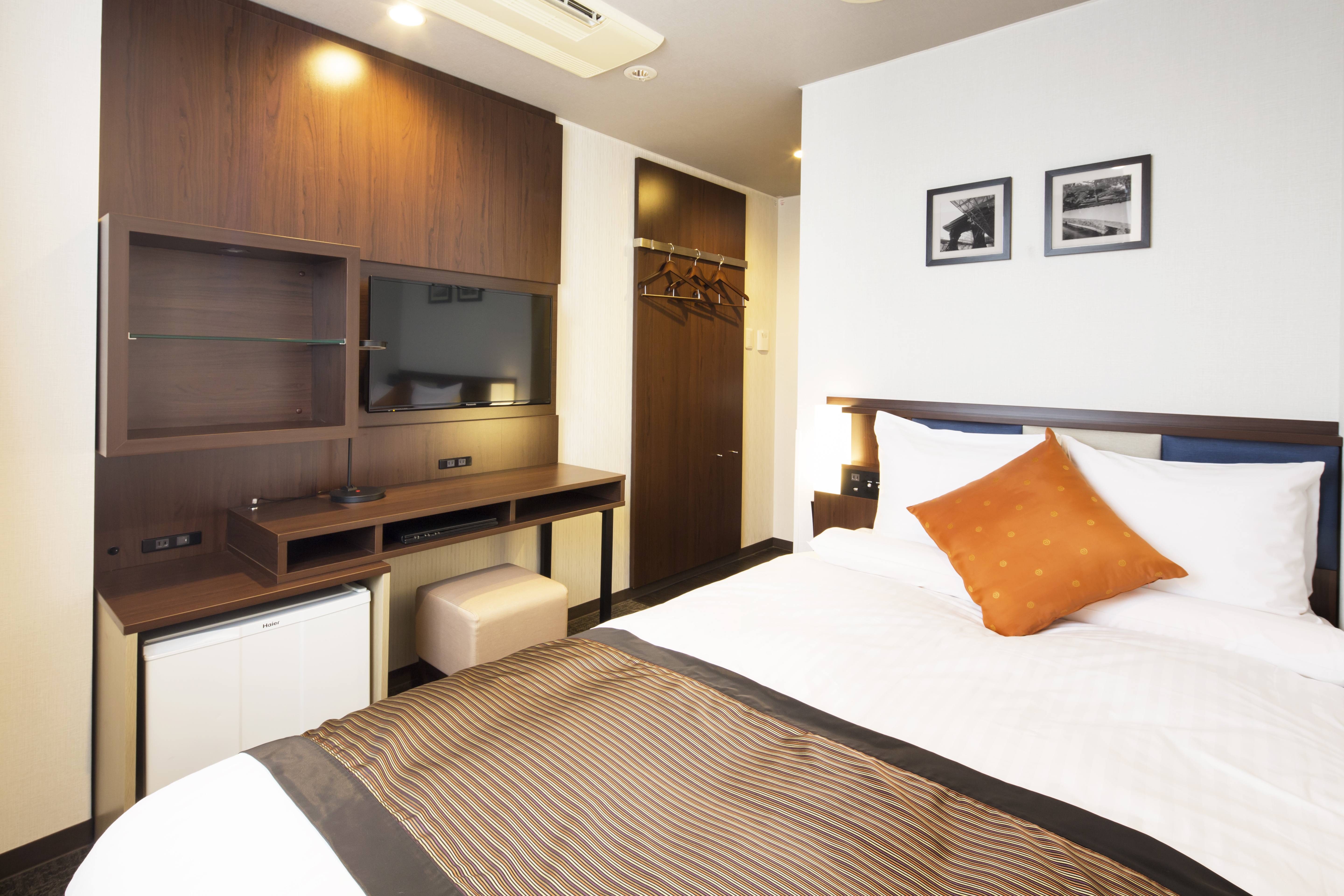 Habitación semidoble