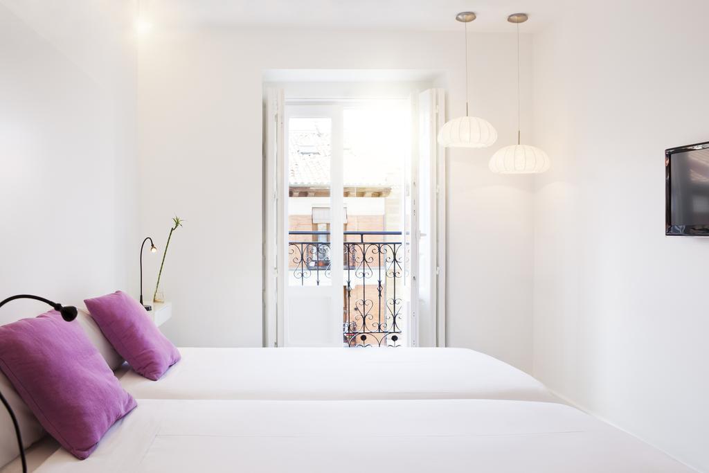 Hotel Artrip by null