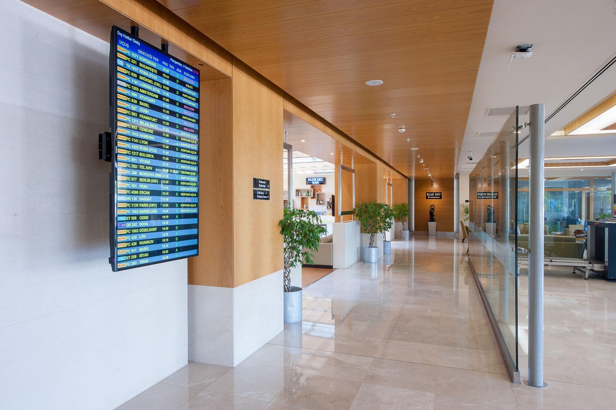 ISG Airport Hotel - Poză