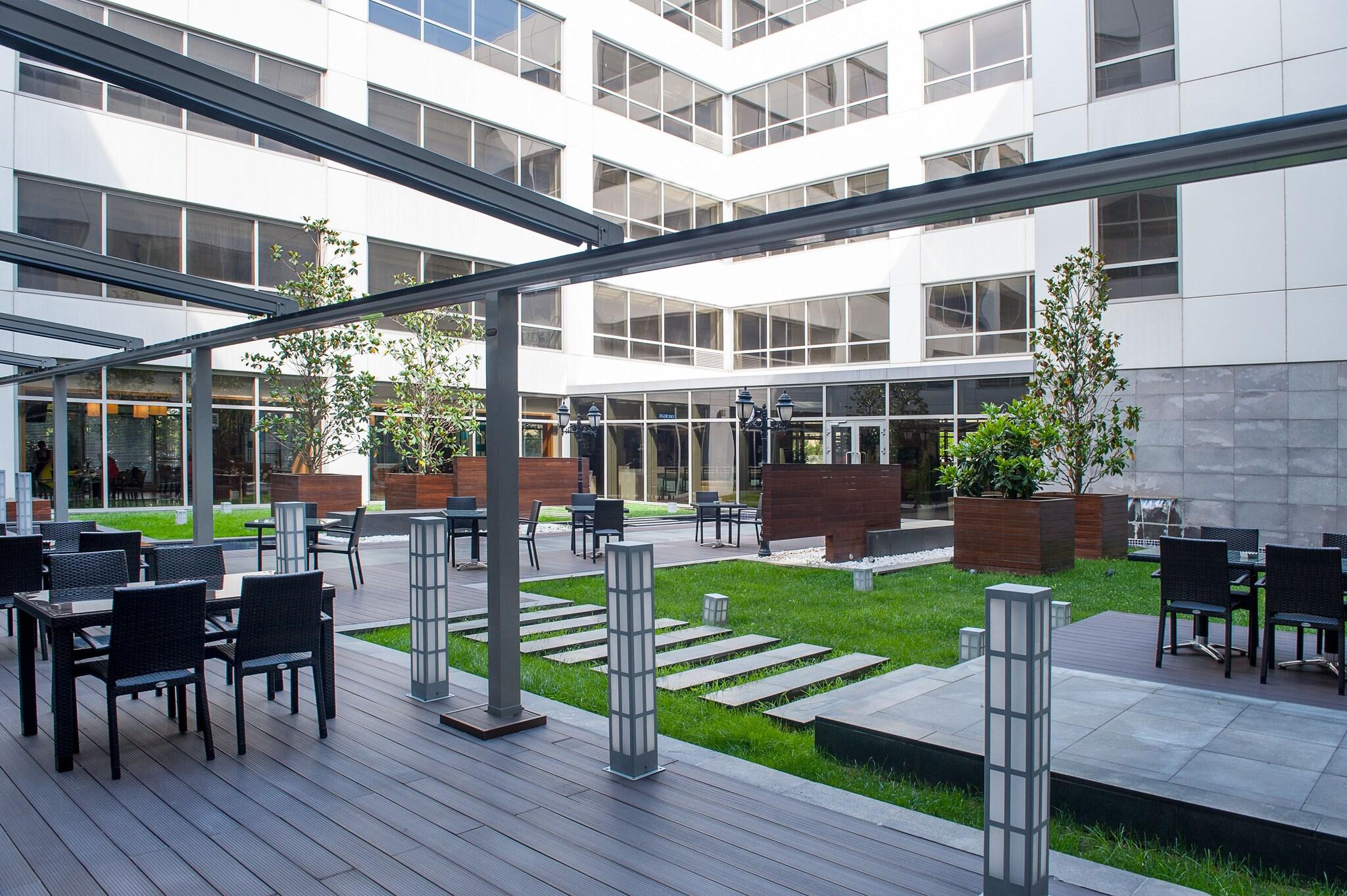 ISG Airport Hotel - Poză