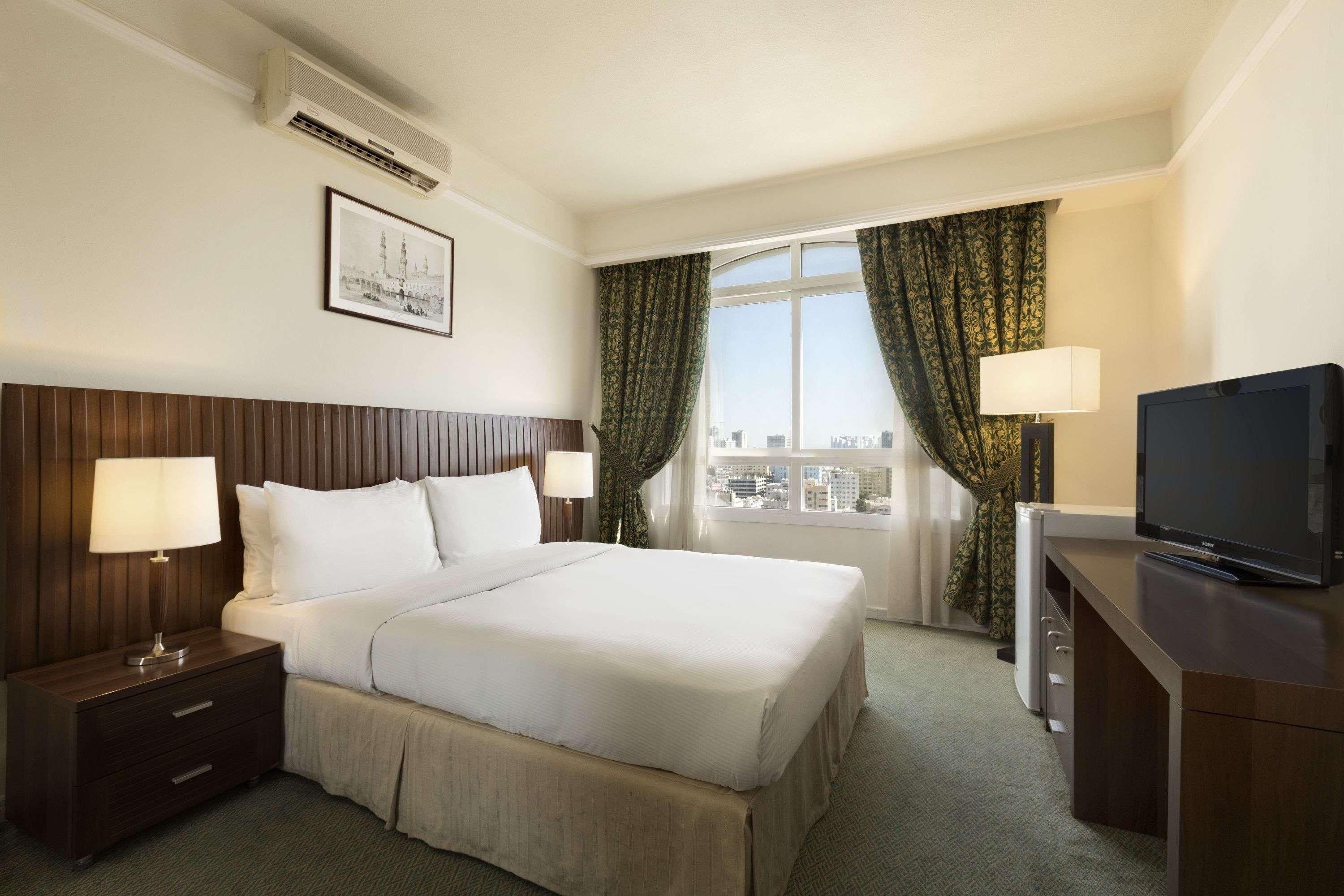 Ramada By Wyndham Beach Hotel Ajman