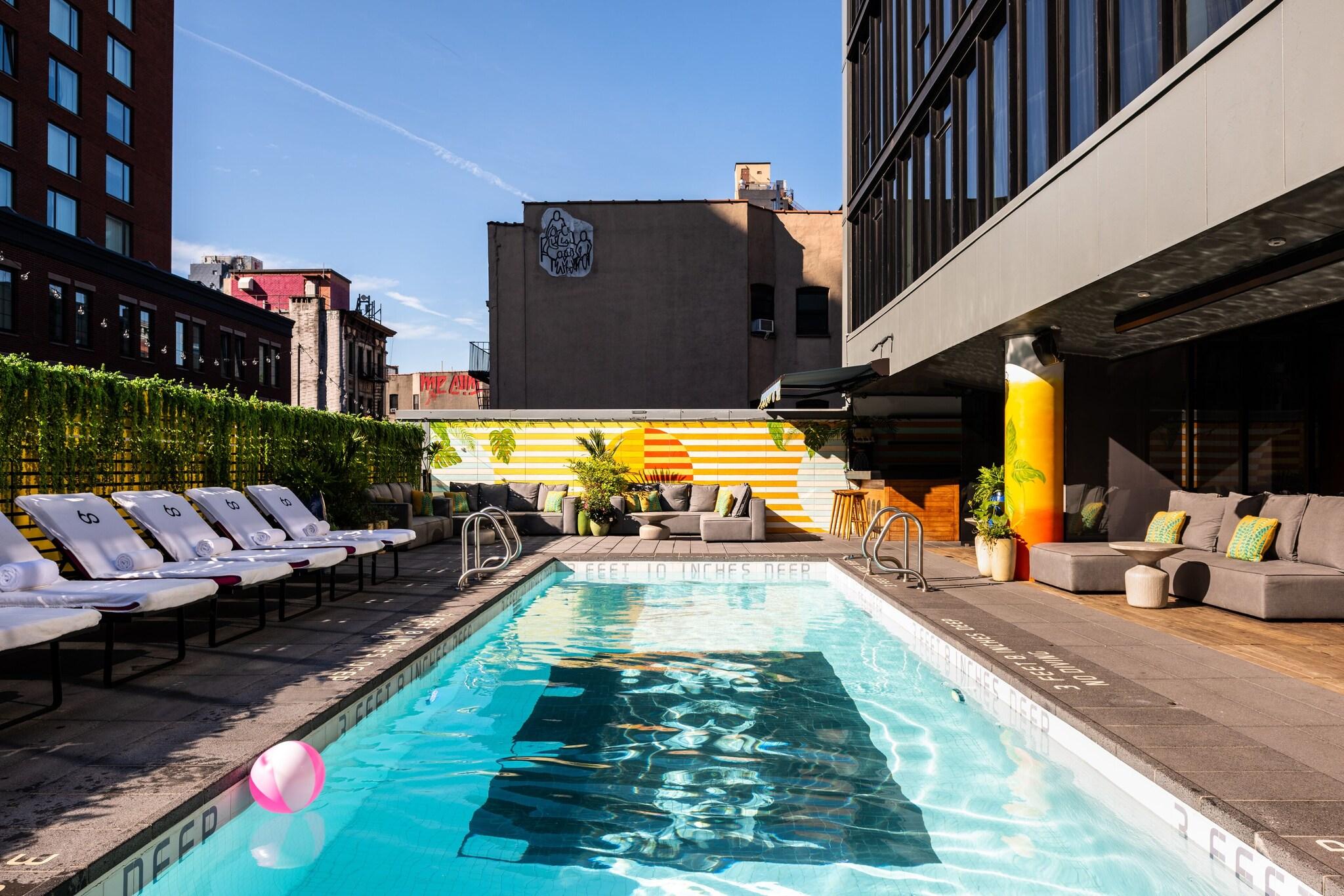 SIXTY LES Hotel by null