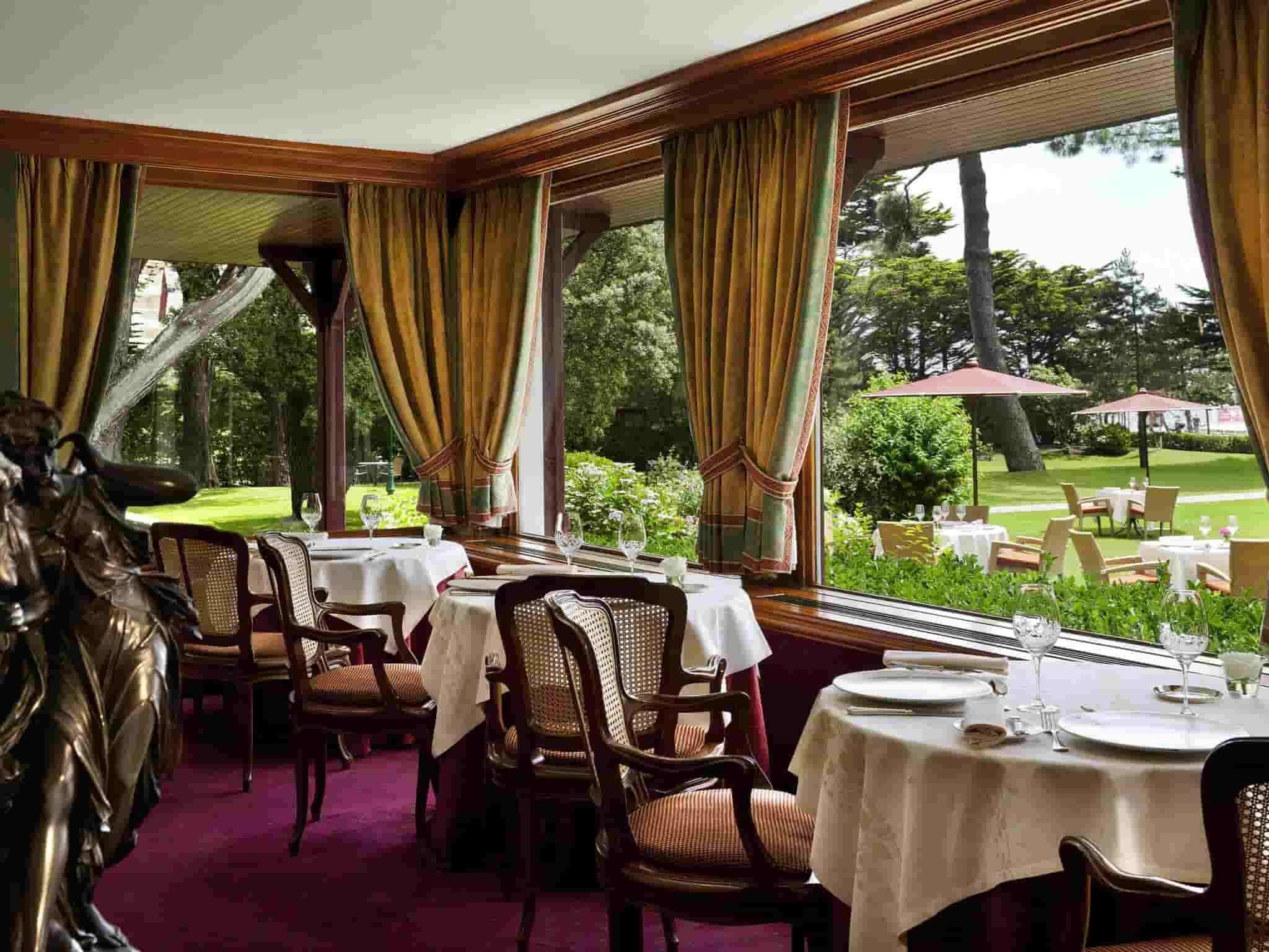 Hotel Le Castel Marie-Louise La Baule by null