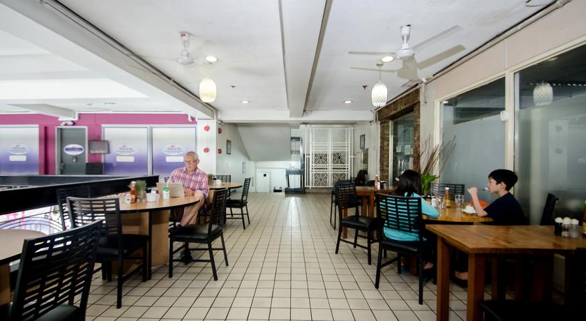 Spaces Hotel Makati