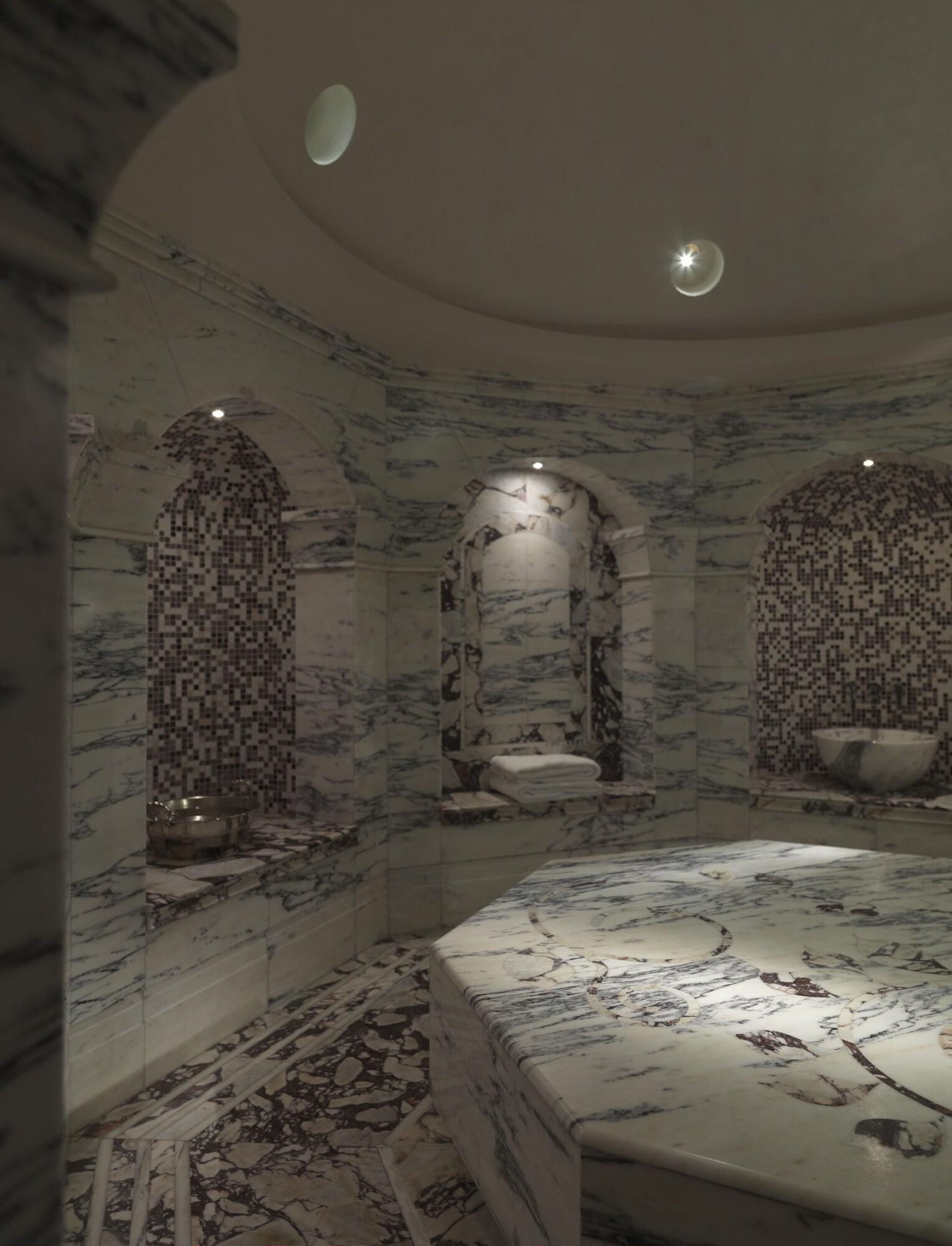 Four Seasons Hotel Baku by null