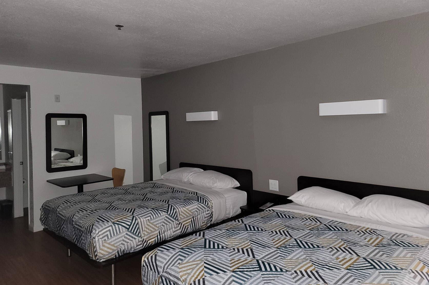 Rodeway Inn & Suites Thousand Palms - Rancho Mirag