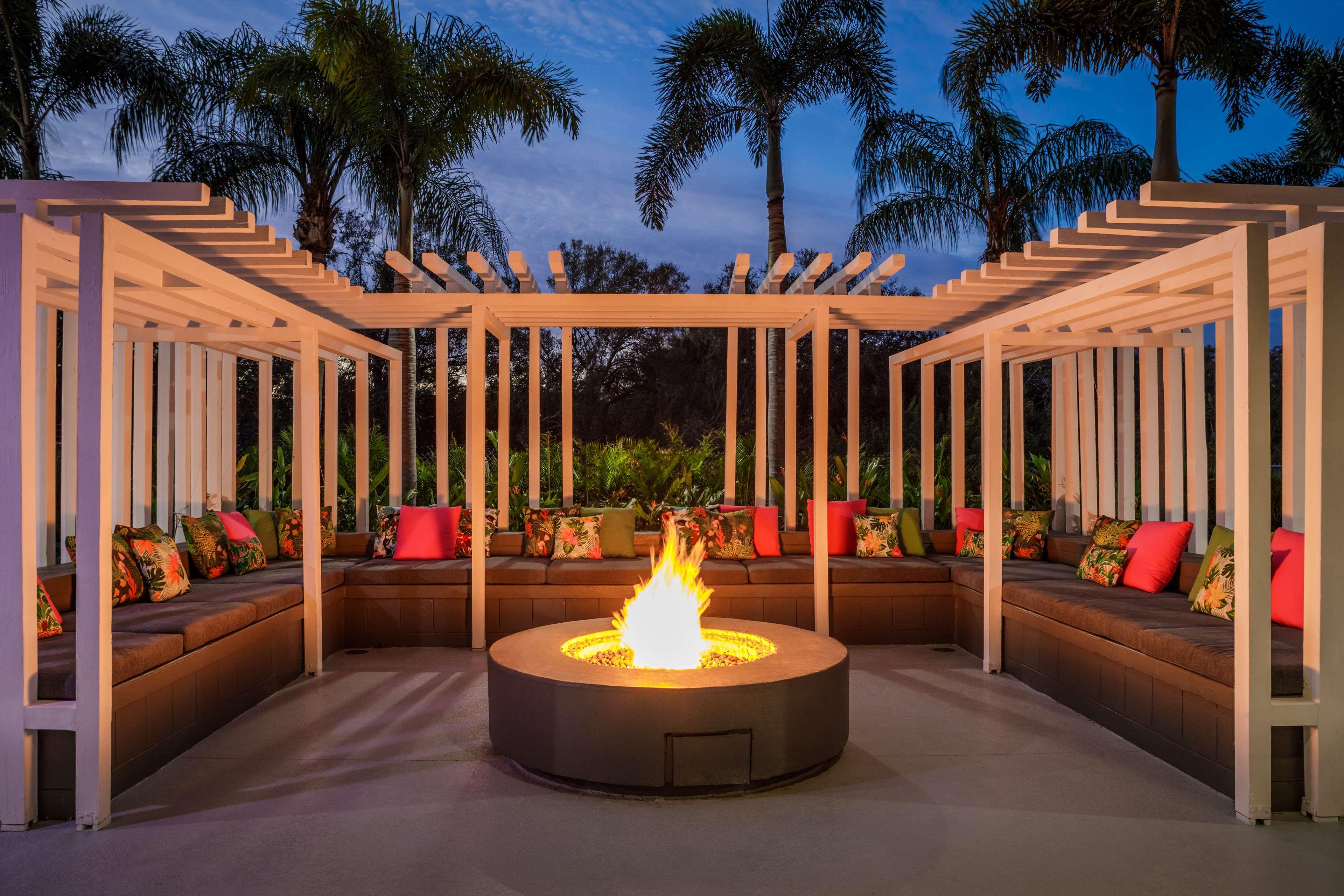 DoubleTree by Hilton Sarasota Bradenton Airport
