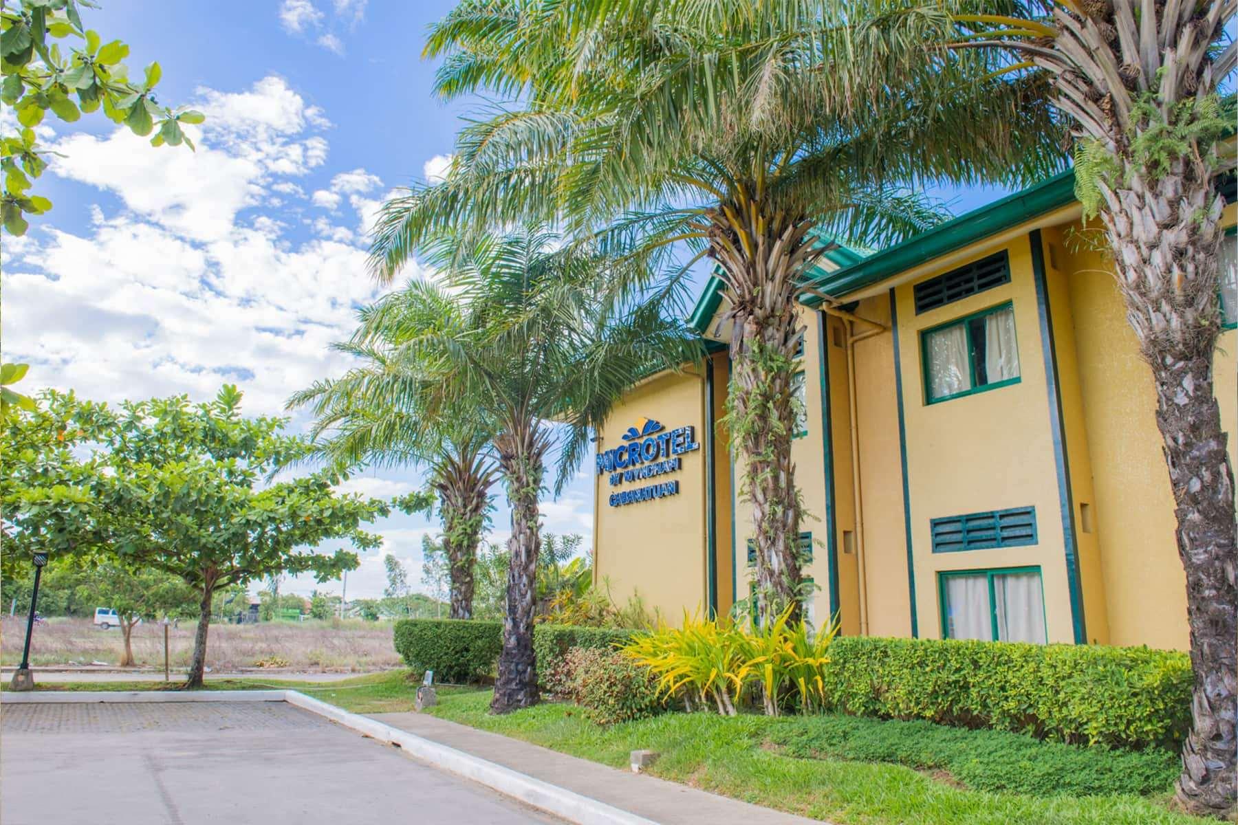 Microtel By Wyndham Cabanatuan