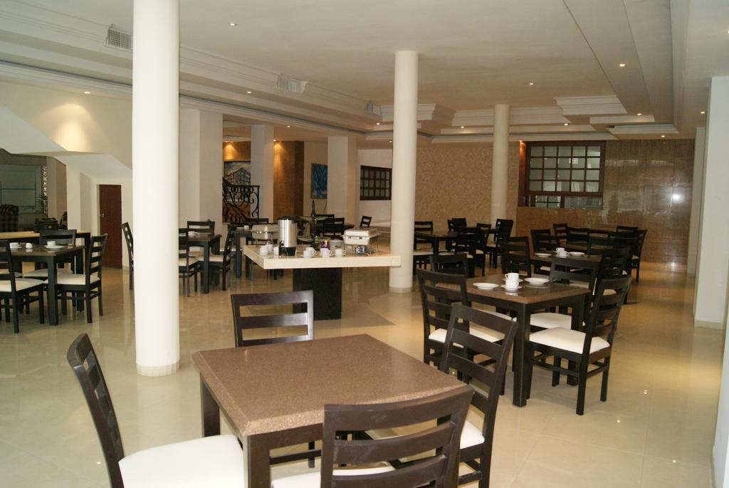 Savoy Express Torreon