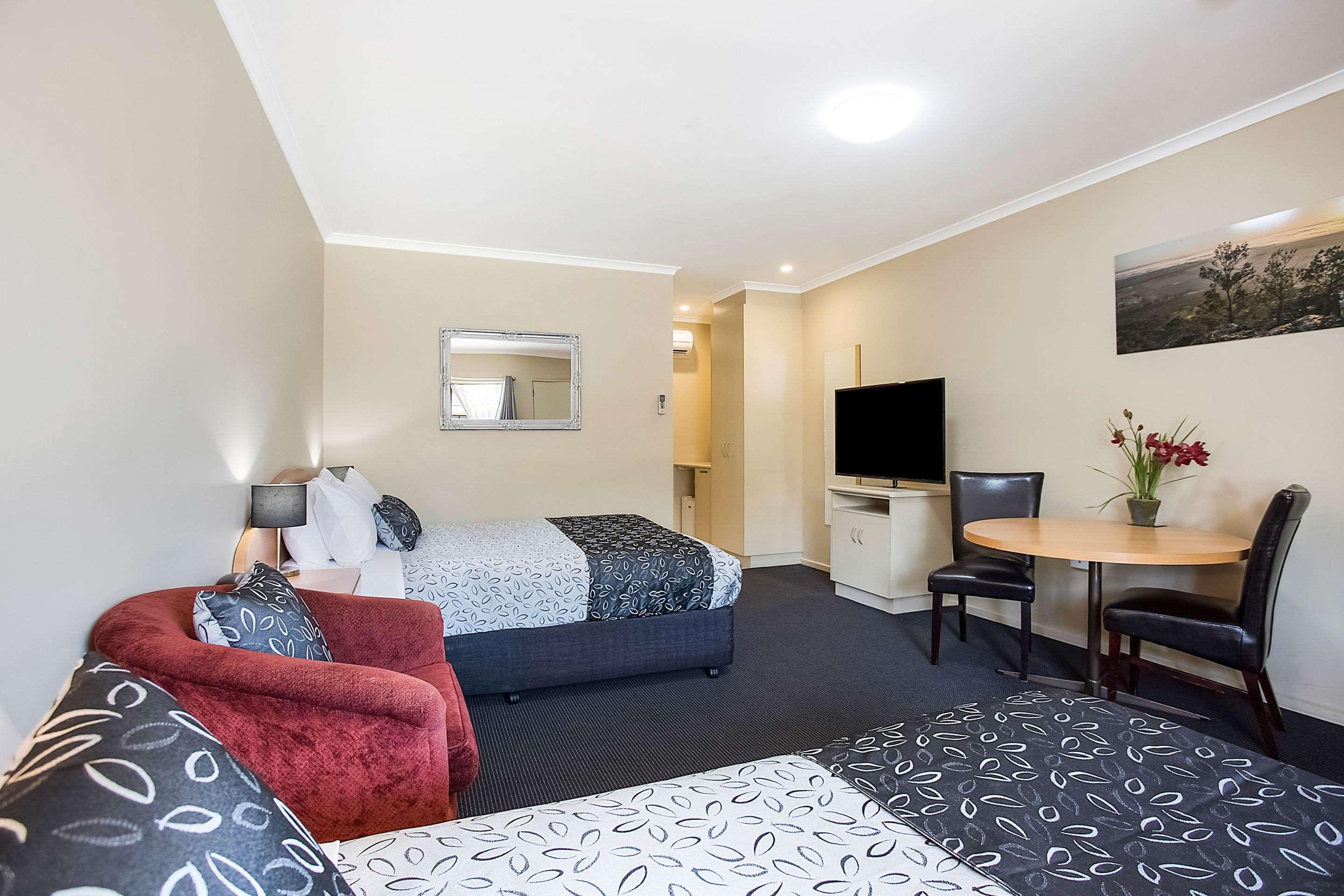 Comfort Inn May Park