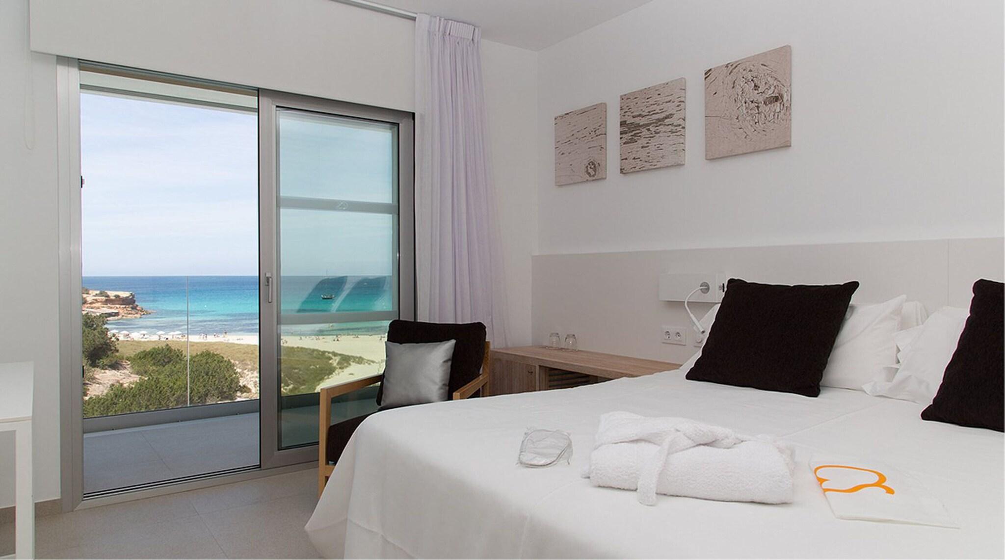 Cala Saona Hotel