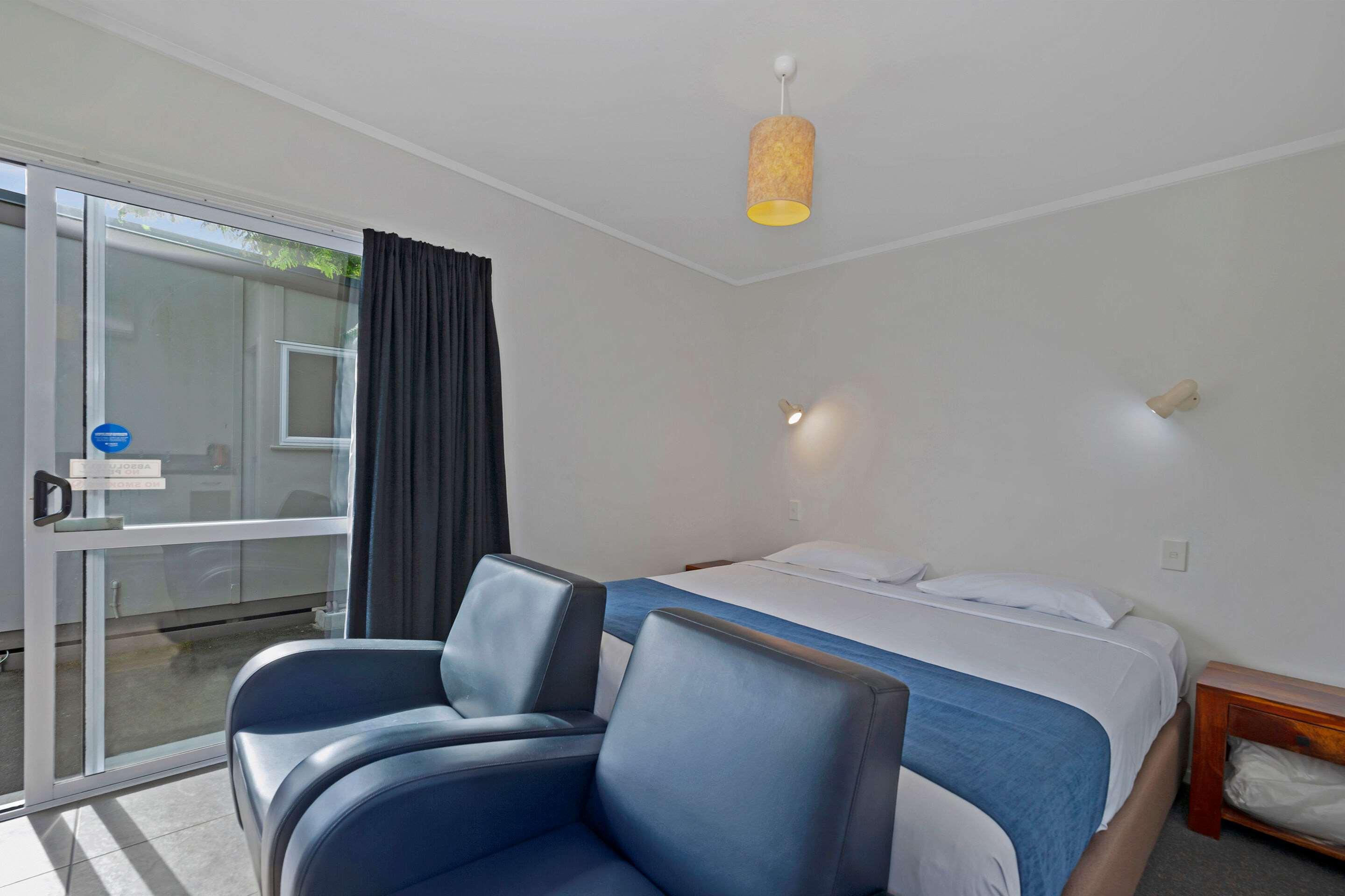 Comfort Inn Westshore Beach