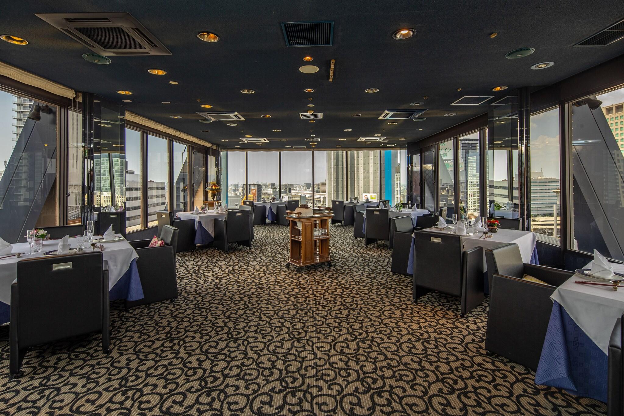 New Ōsaka Hotel by null