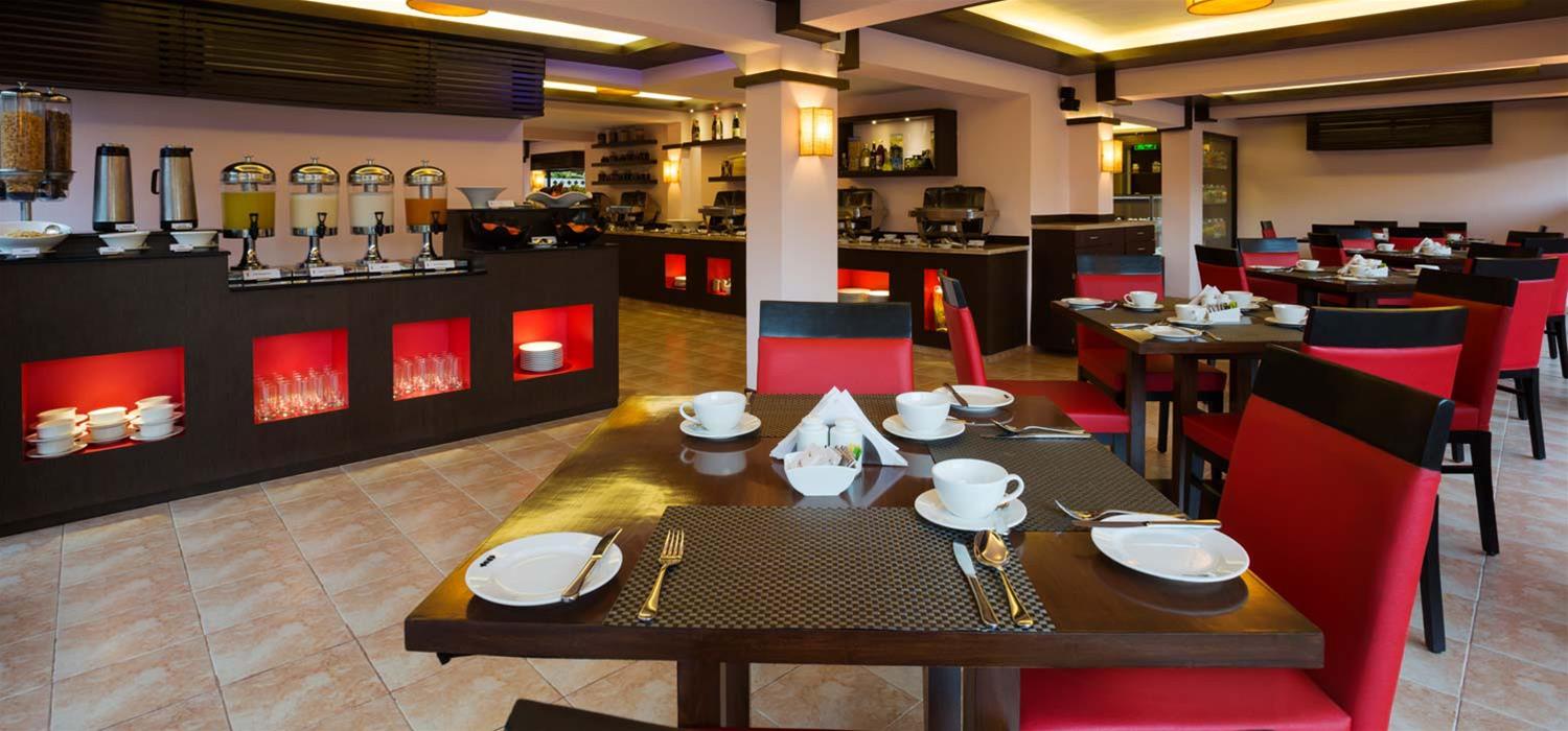 Deltin Suites - фото