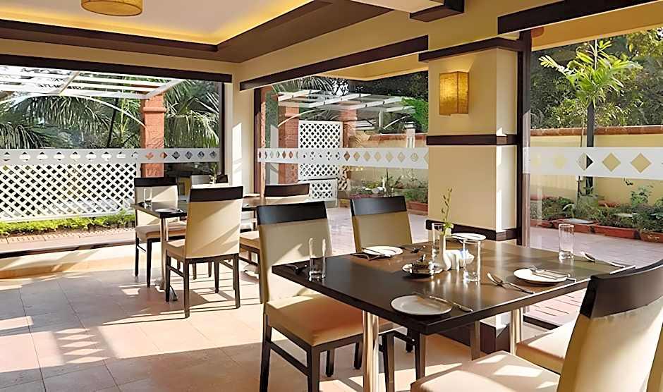 Deltin Suites - фото