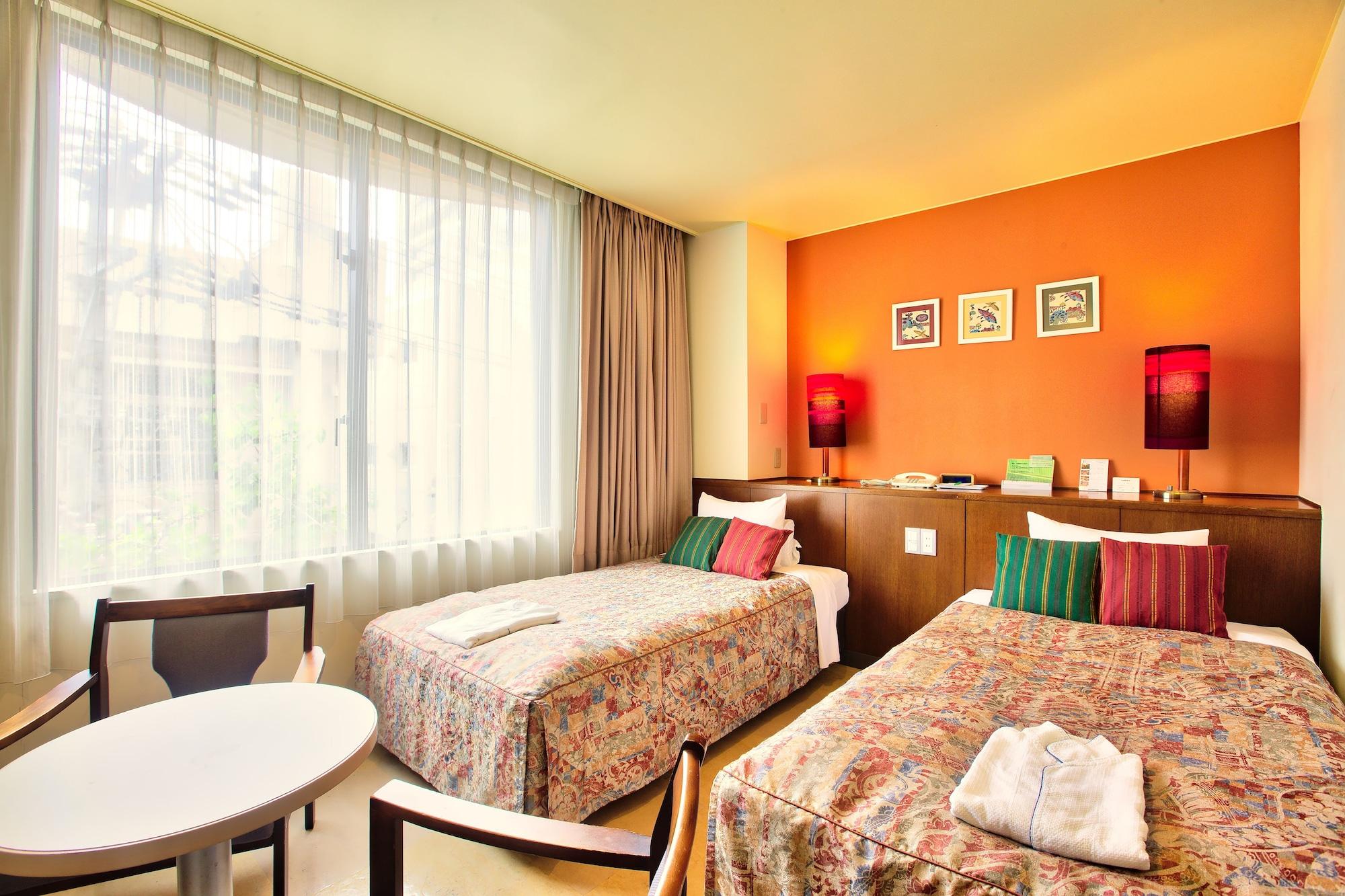 Sun Palace Kyuyokan by null