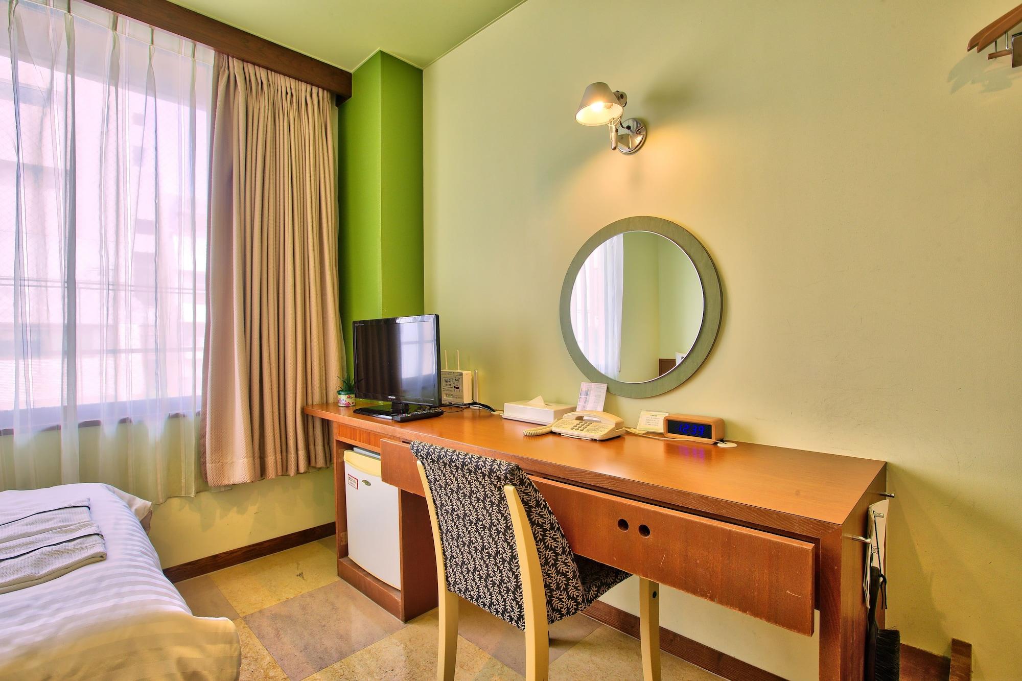 Sun Palace Kyuyokan by null