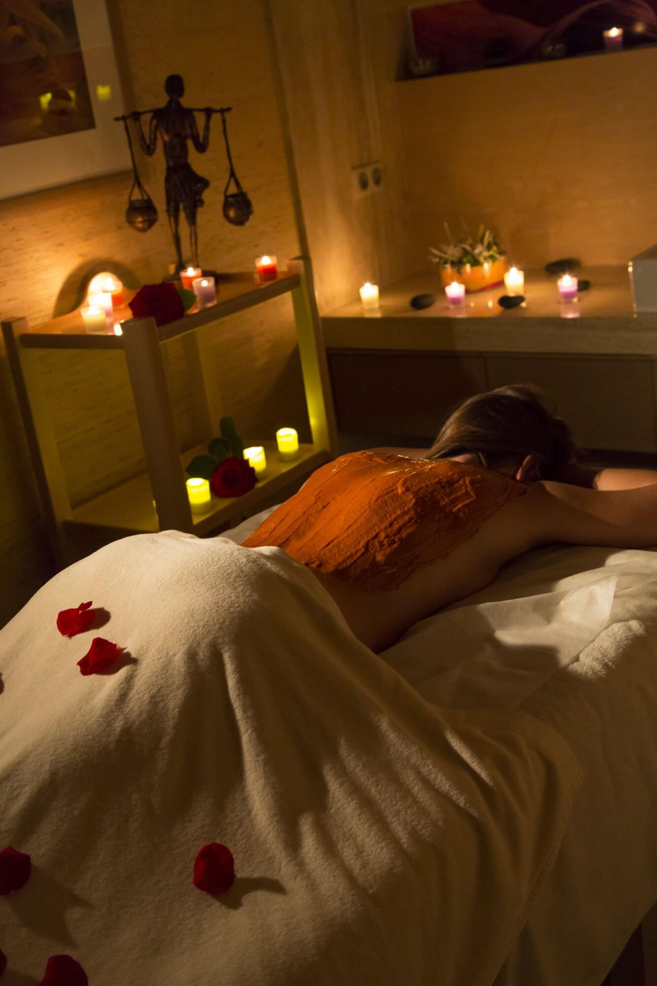 Hostellerie La Farandole by null