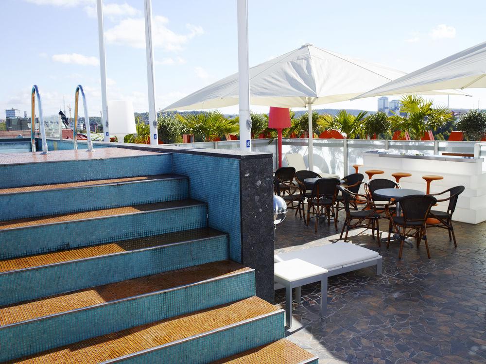 Avalon Hotel by null