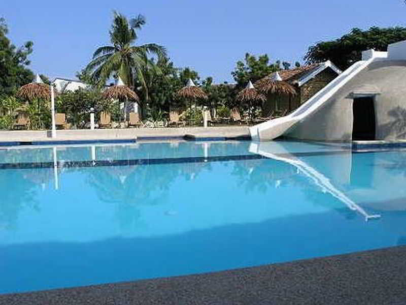 Marcosas Cottages Resort