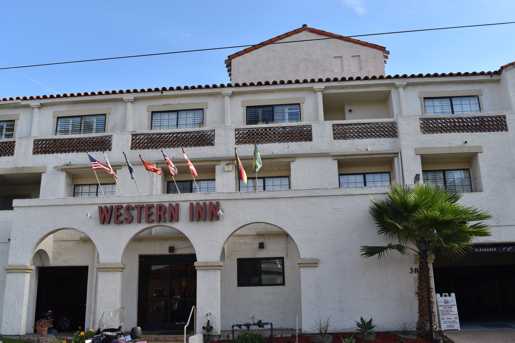 Old Town Western Inn & Suites