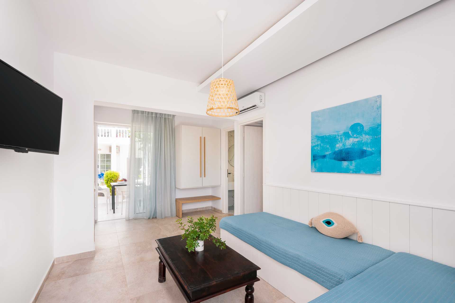 Elvita Beach Hotel
