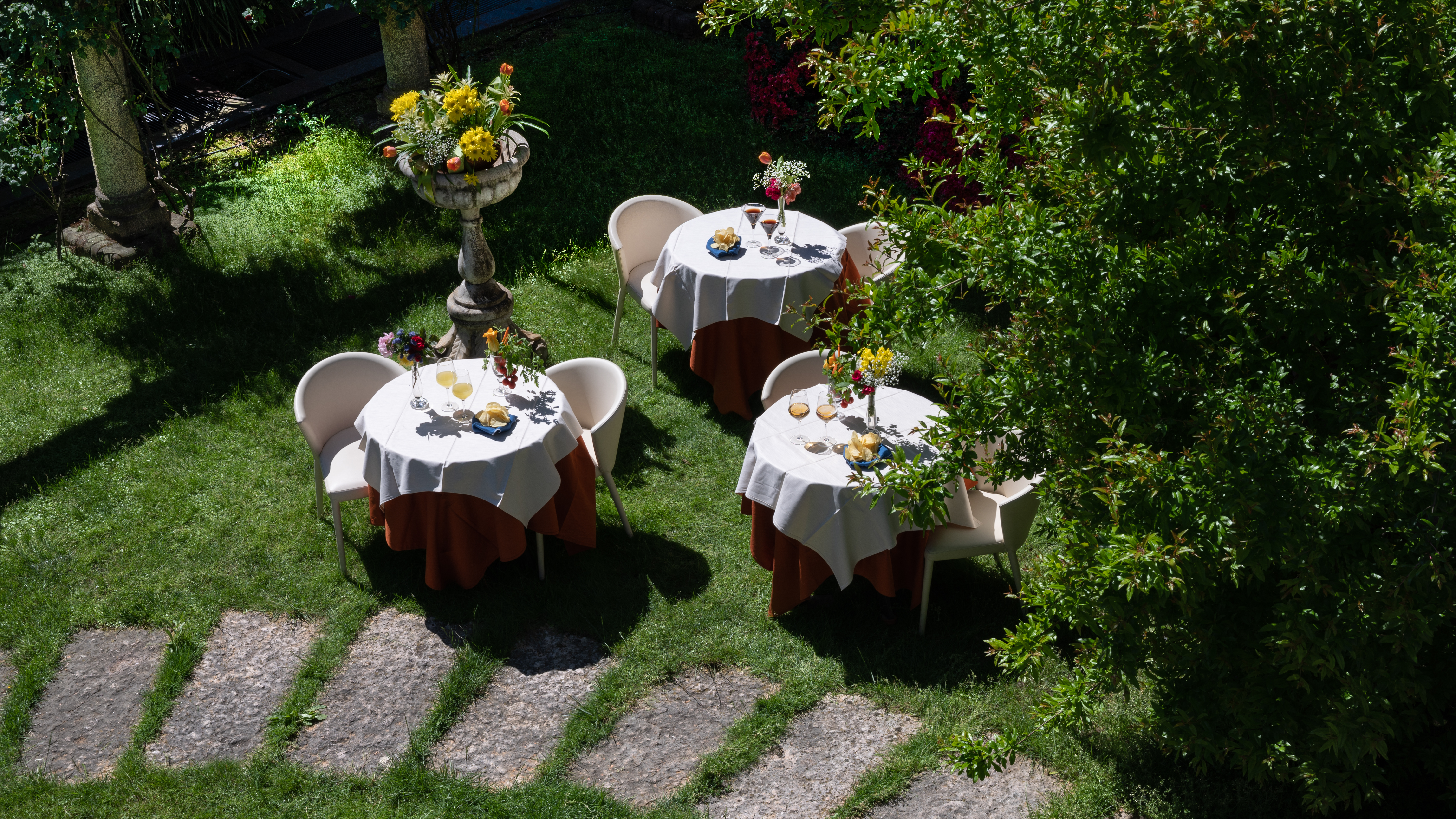 Sunflower Hotel - photo