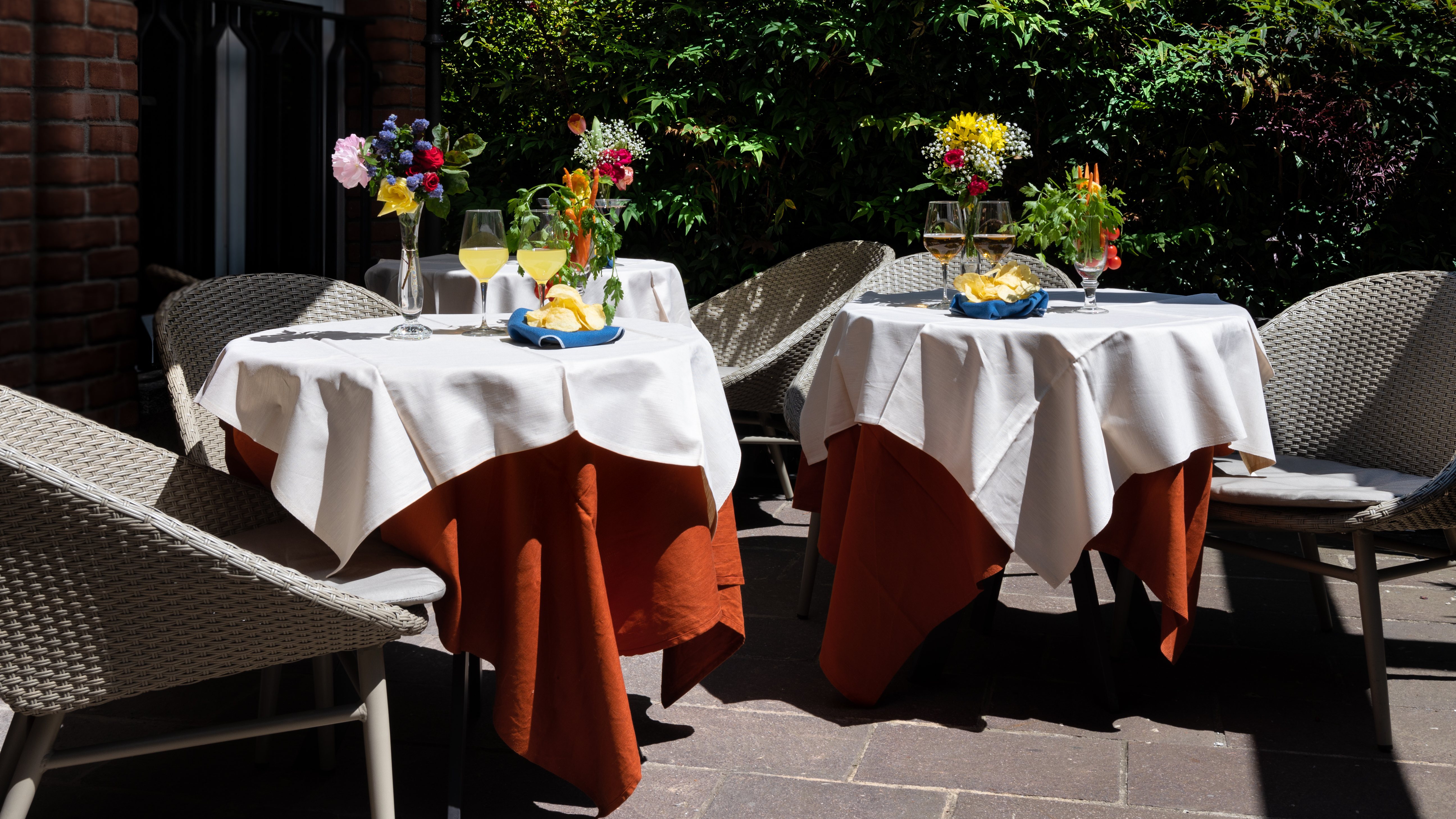 Sunflower Hotel - photo