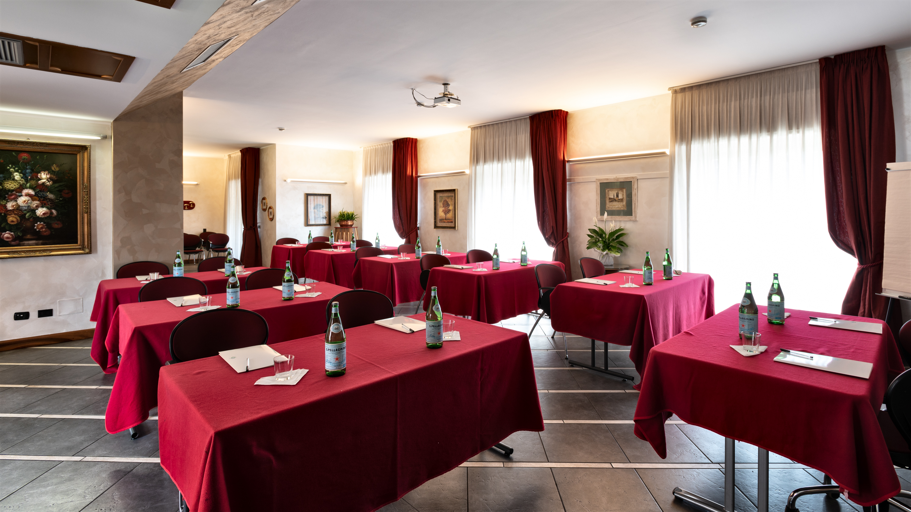 Sunflower Hotel - photo