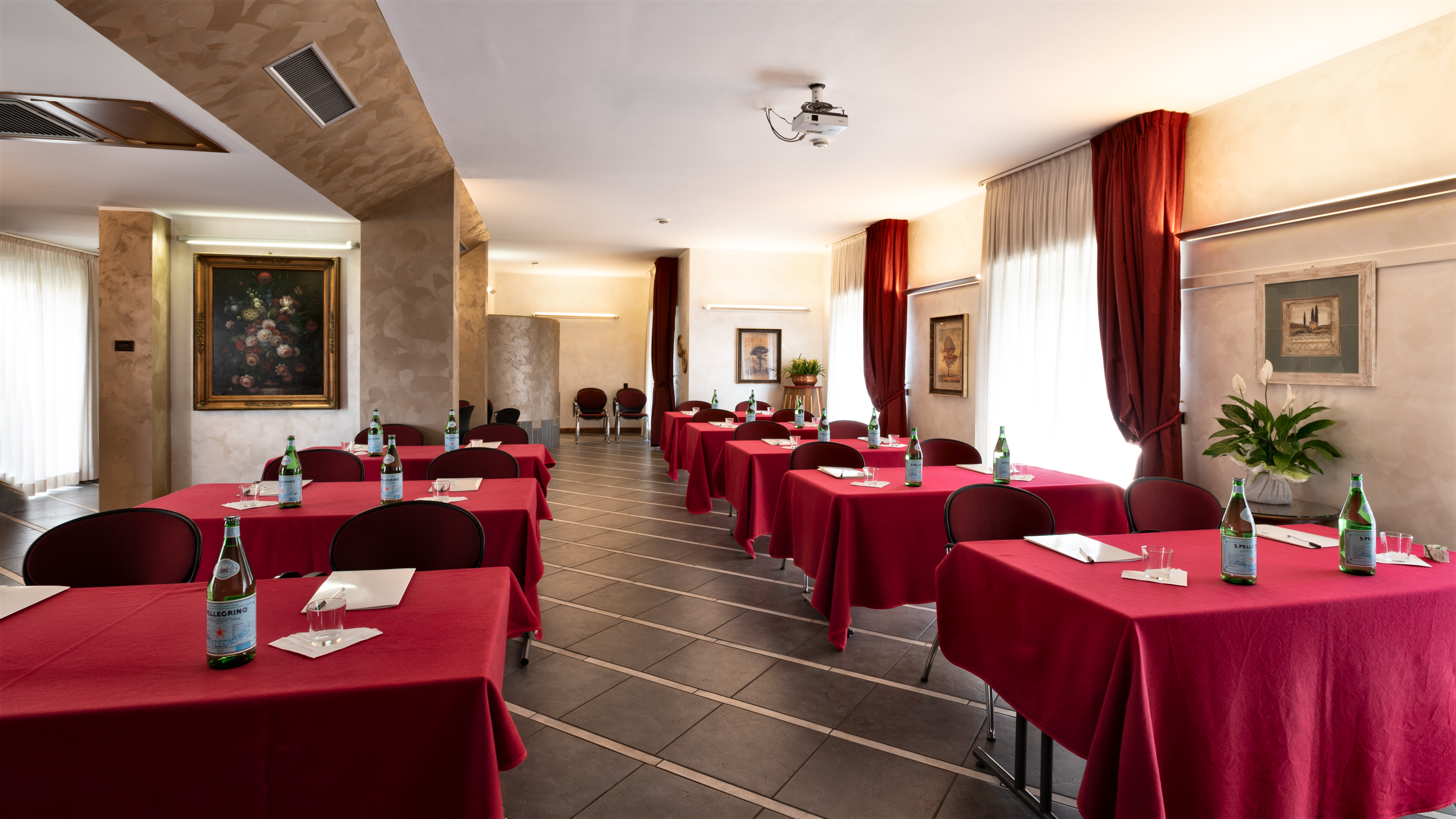 Sunflower Hotel - photo