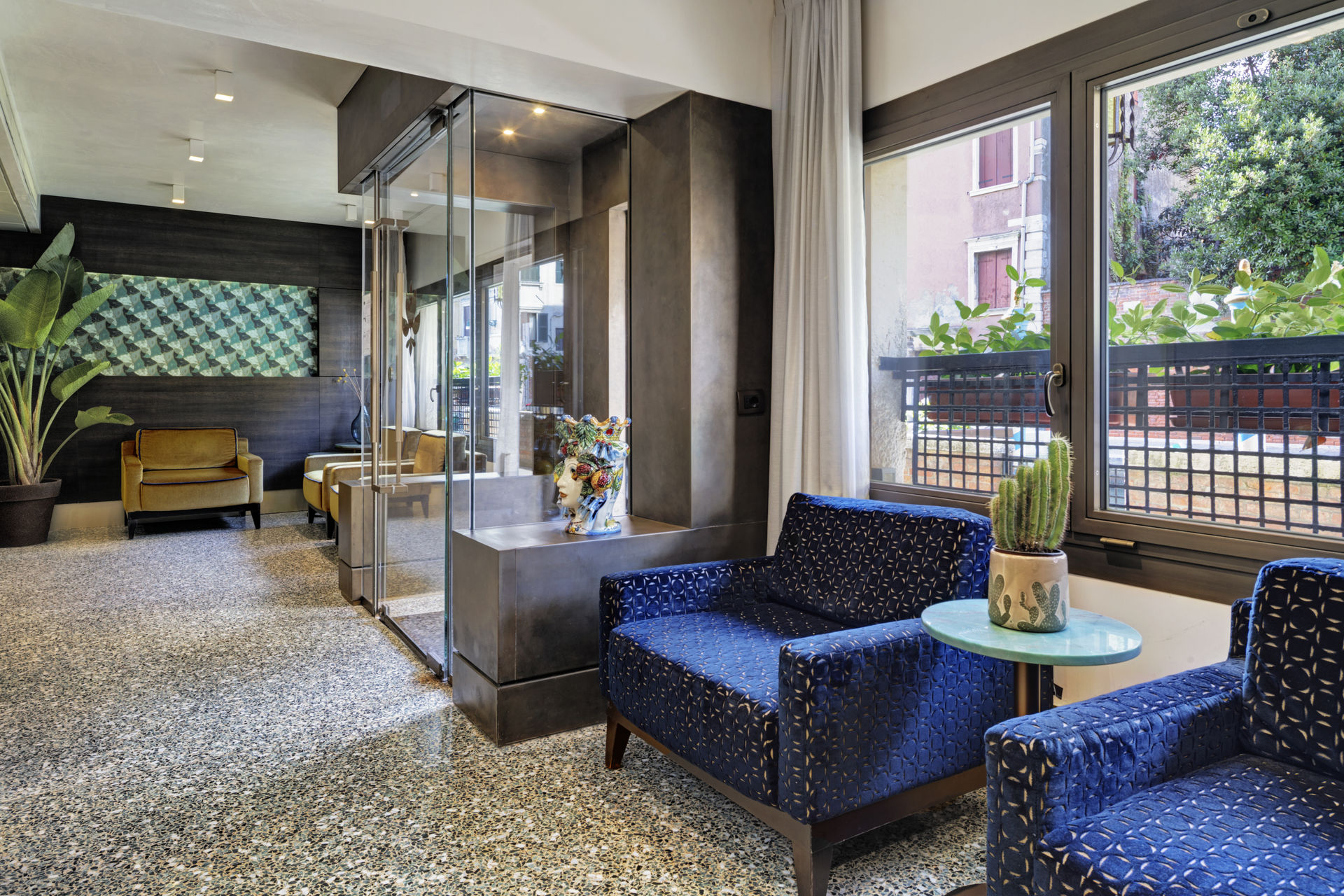 American Dinesen Hotel - photo