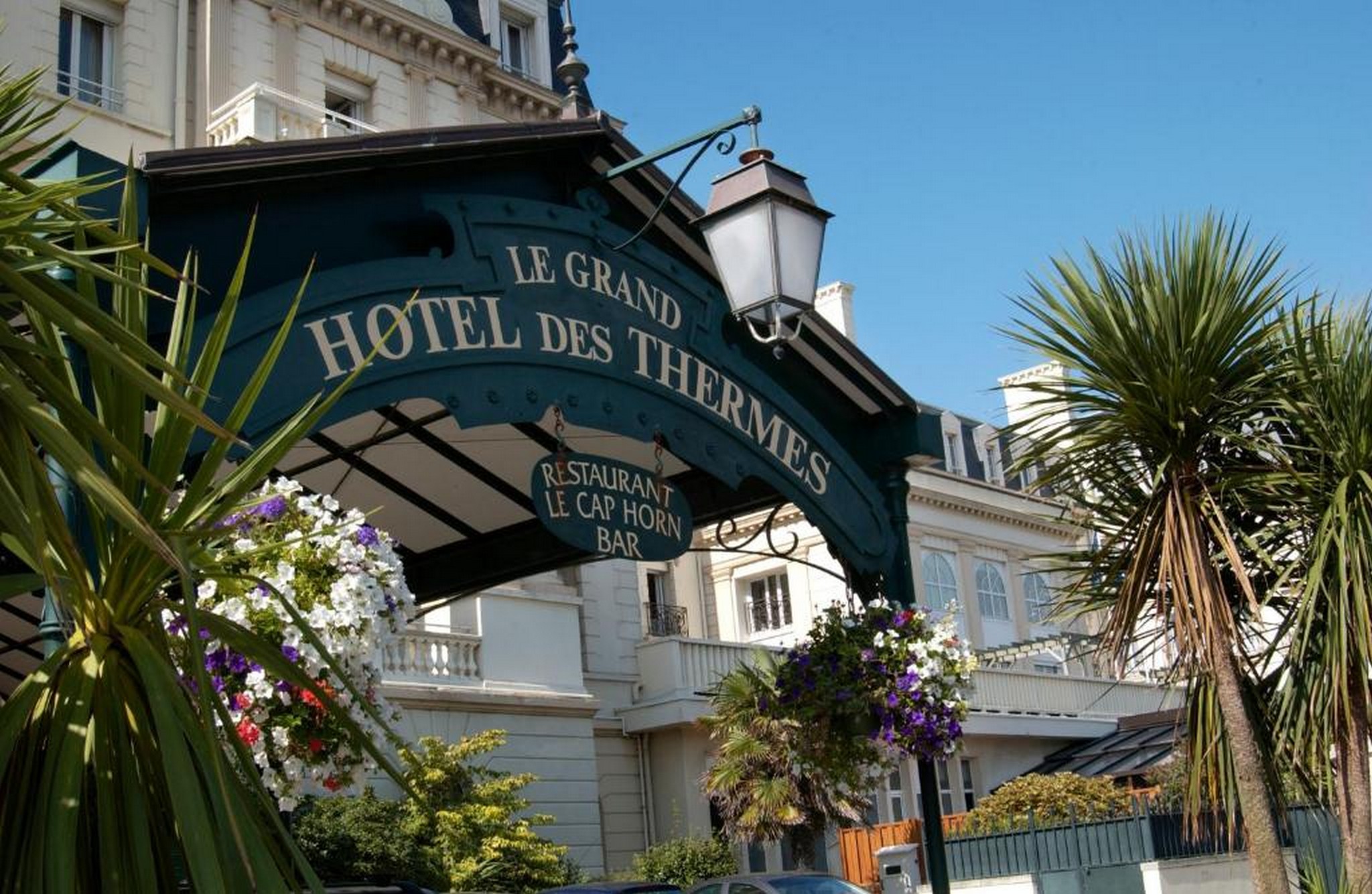 Le Grand Hotel Des Thermes by null