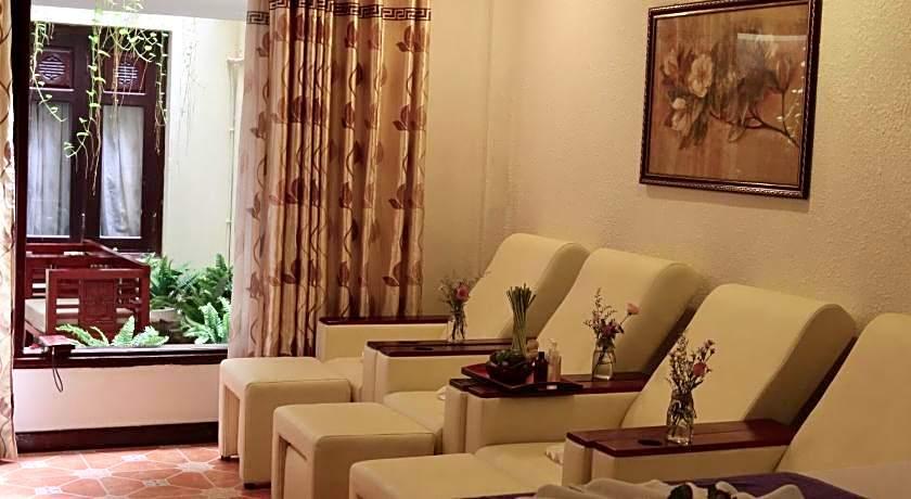 Long Life Riverside Hotel by null