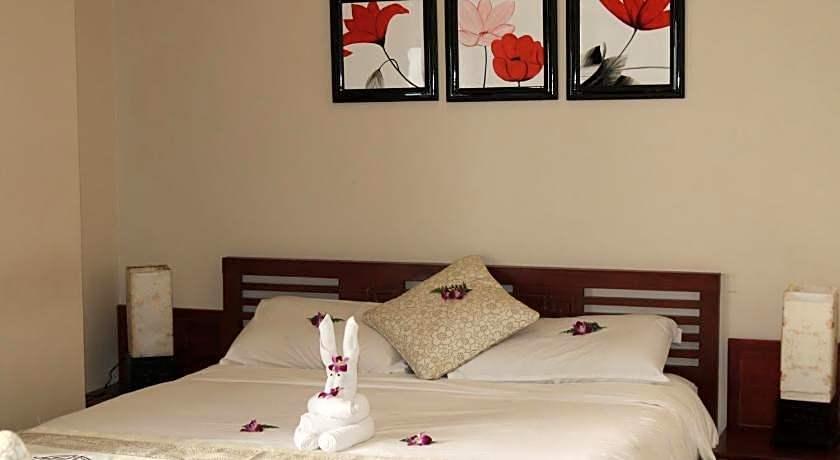 Long Life Riverside Hotel by null