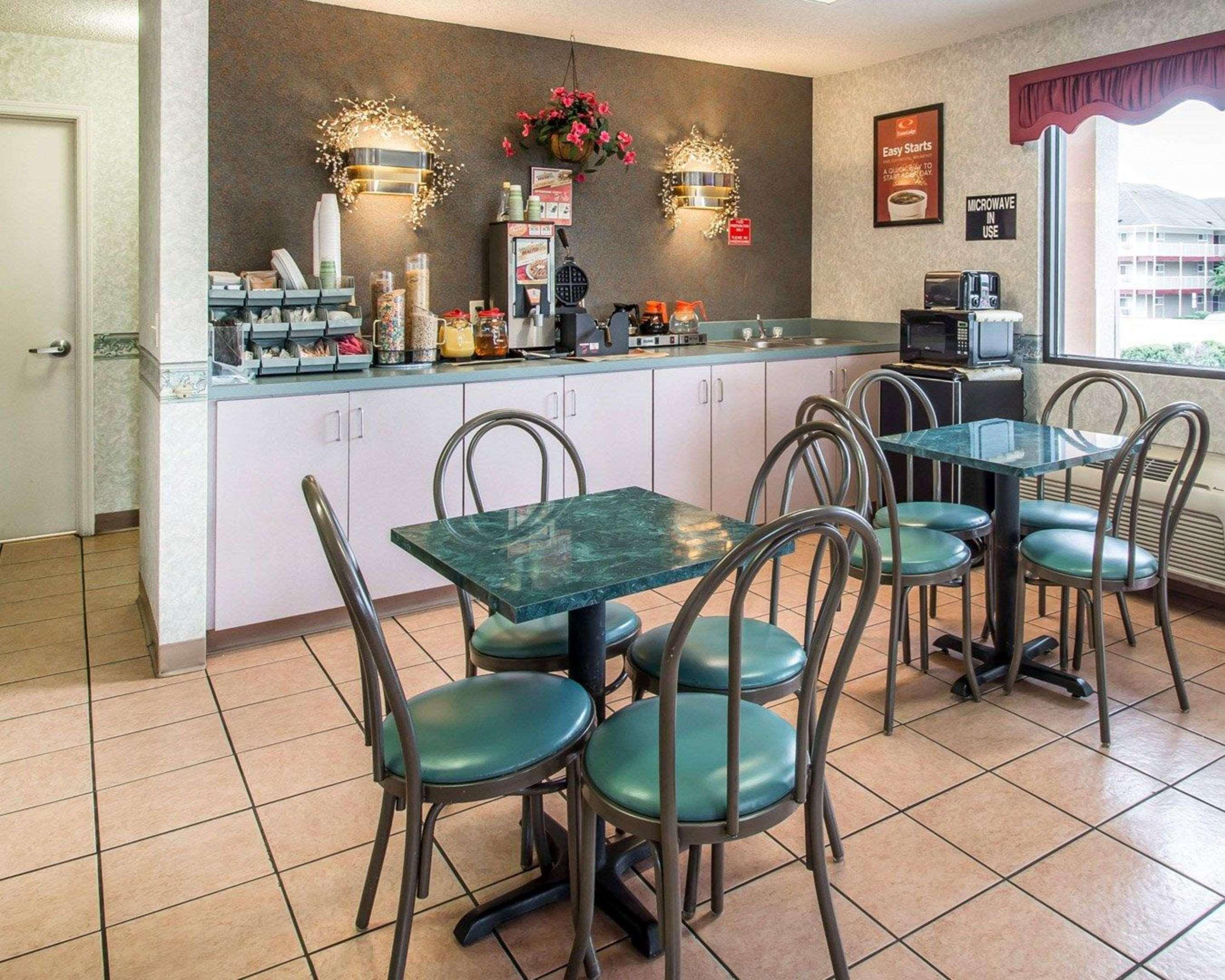 Econo Lodge Dothan Area