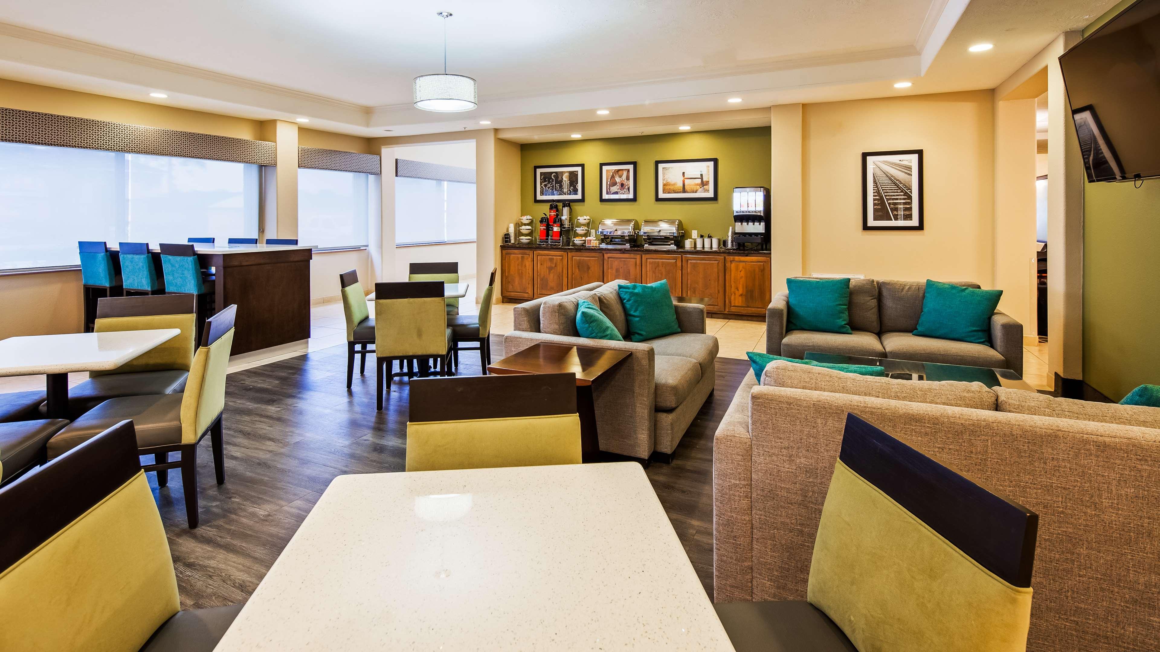 Best Western Franklin Town Center Hotel & Suites