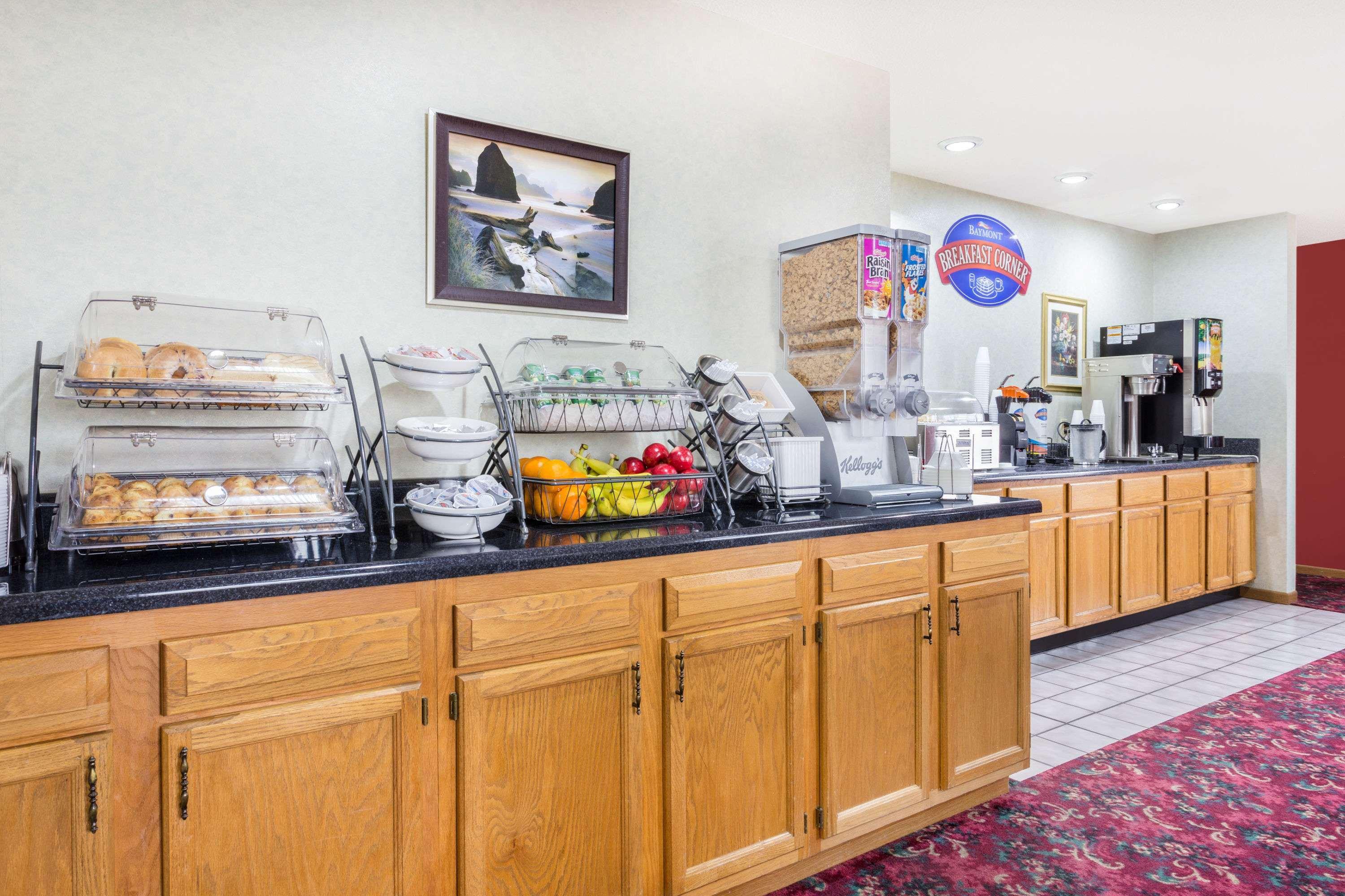 Baymont By Wyndham Bowling Green