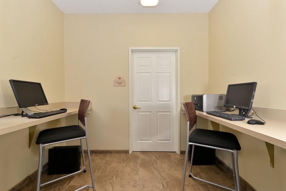 Mainstay Suites Fargo - I-94 Medical Center