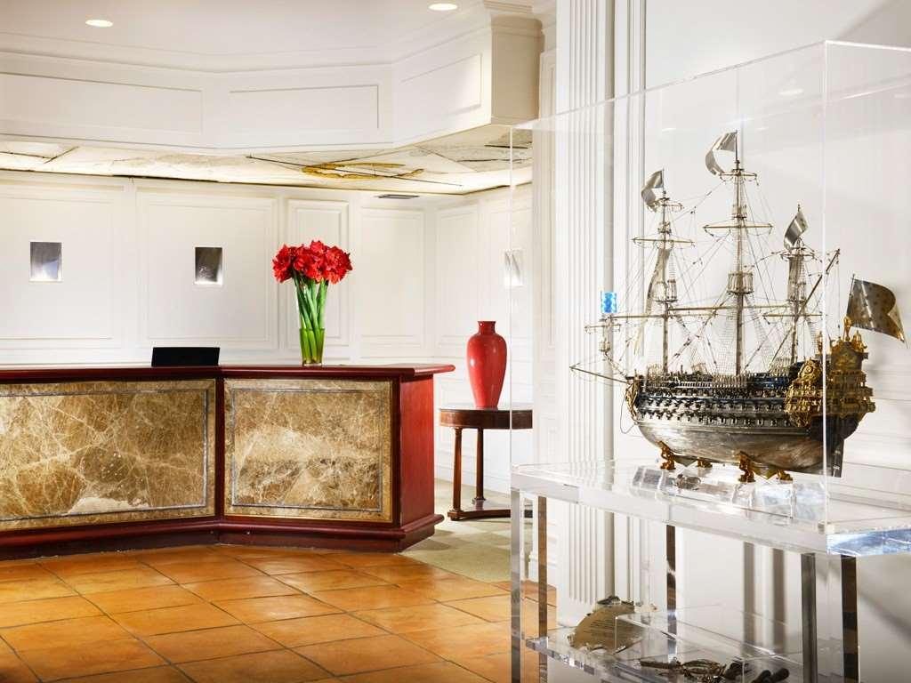 Pierre Milano Hotel - photo