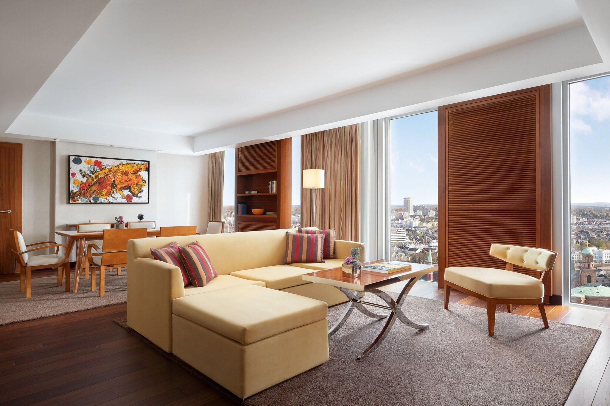 JW Marriott Hotel Frankfurt by null