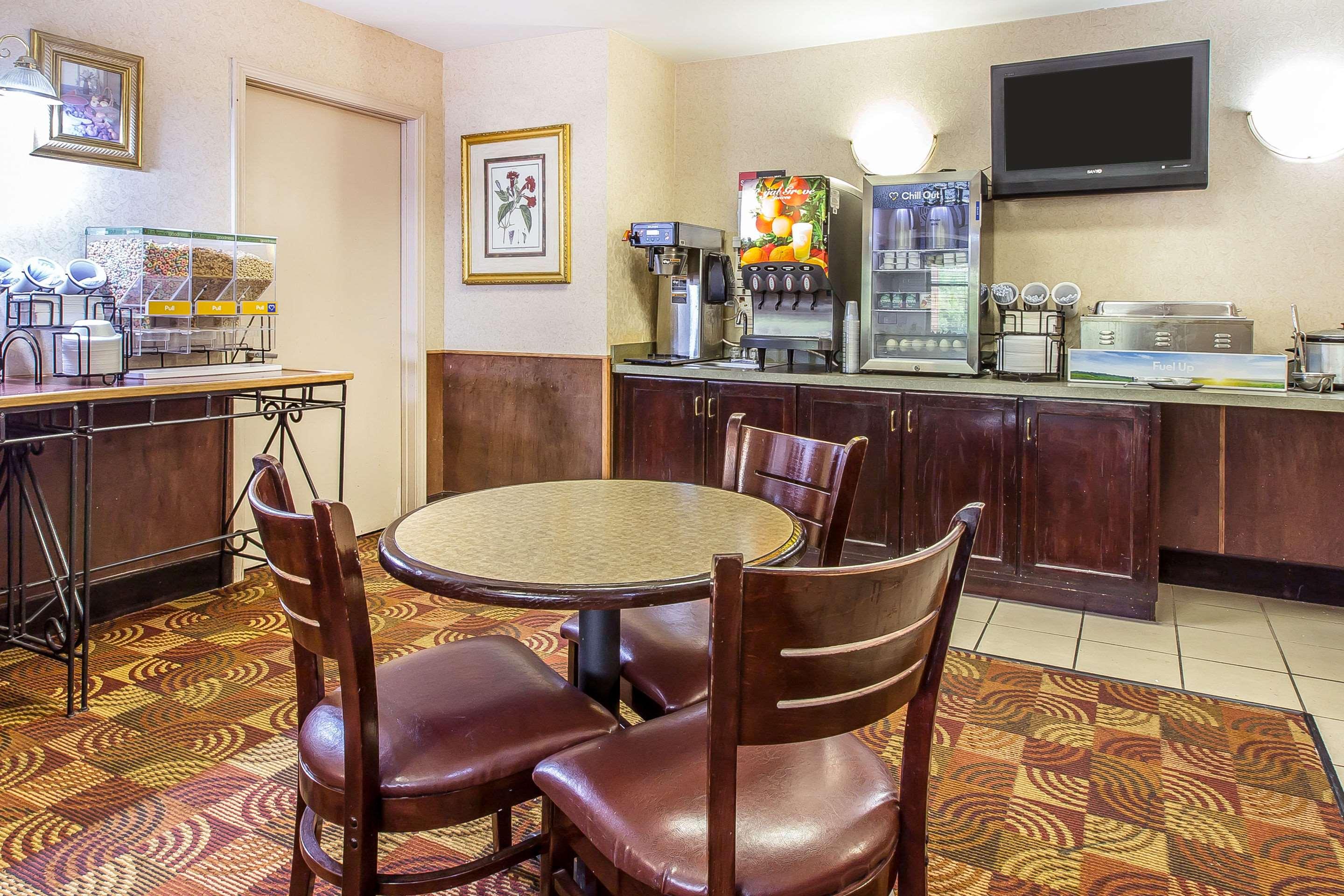 Quality Inn & Suites Montgomery East Carmichael Rd