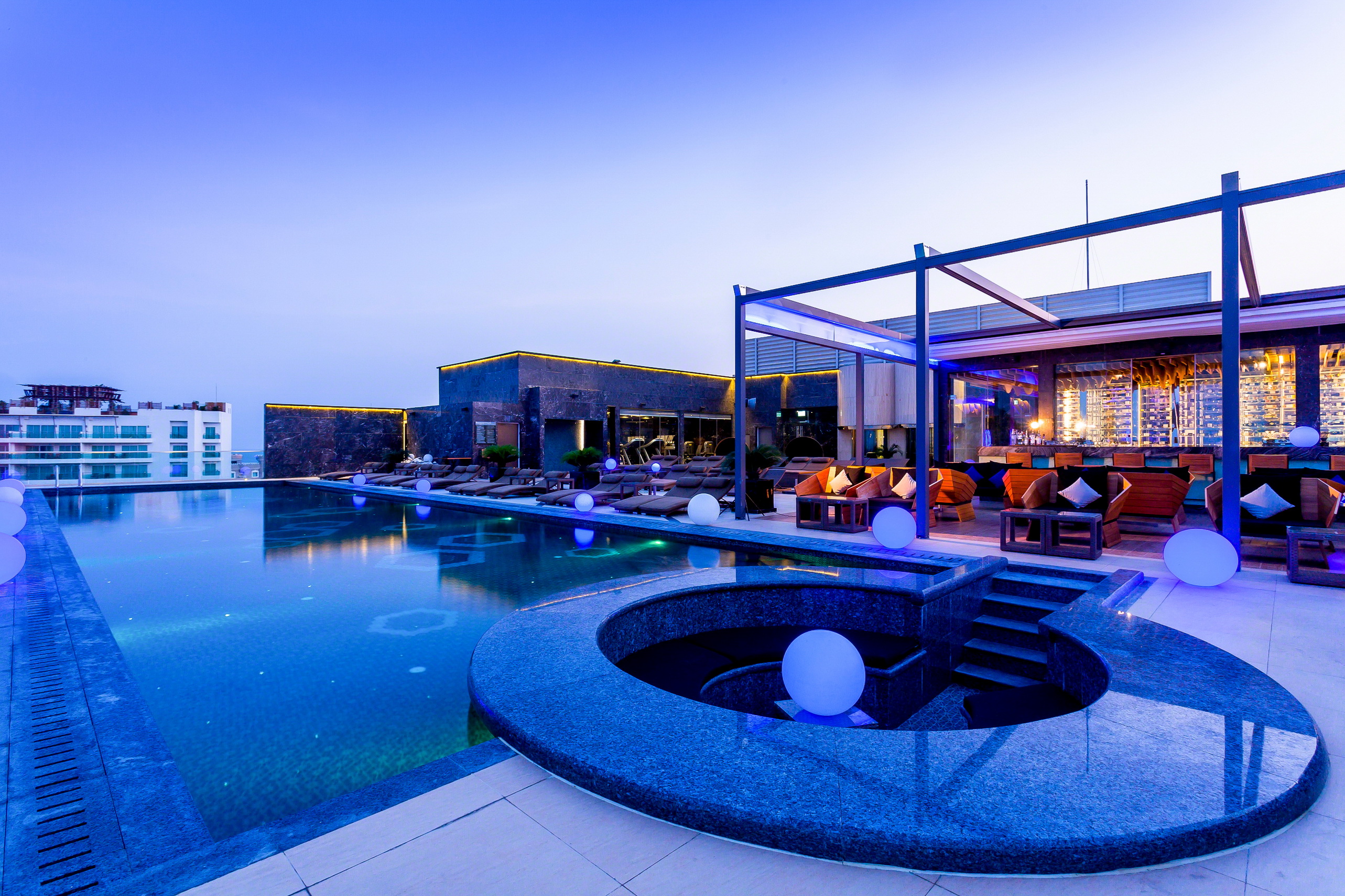 Centara Grand Phratamnak Pattaya